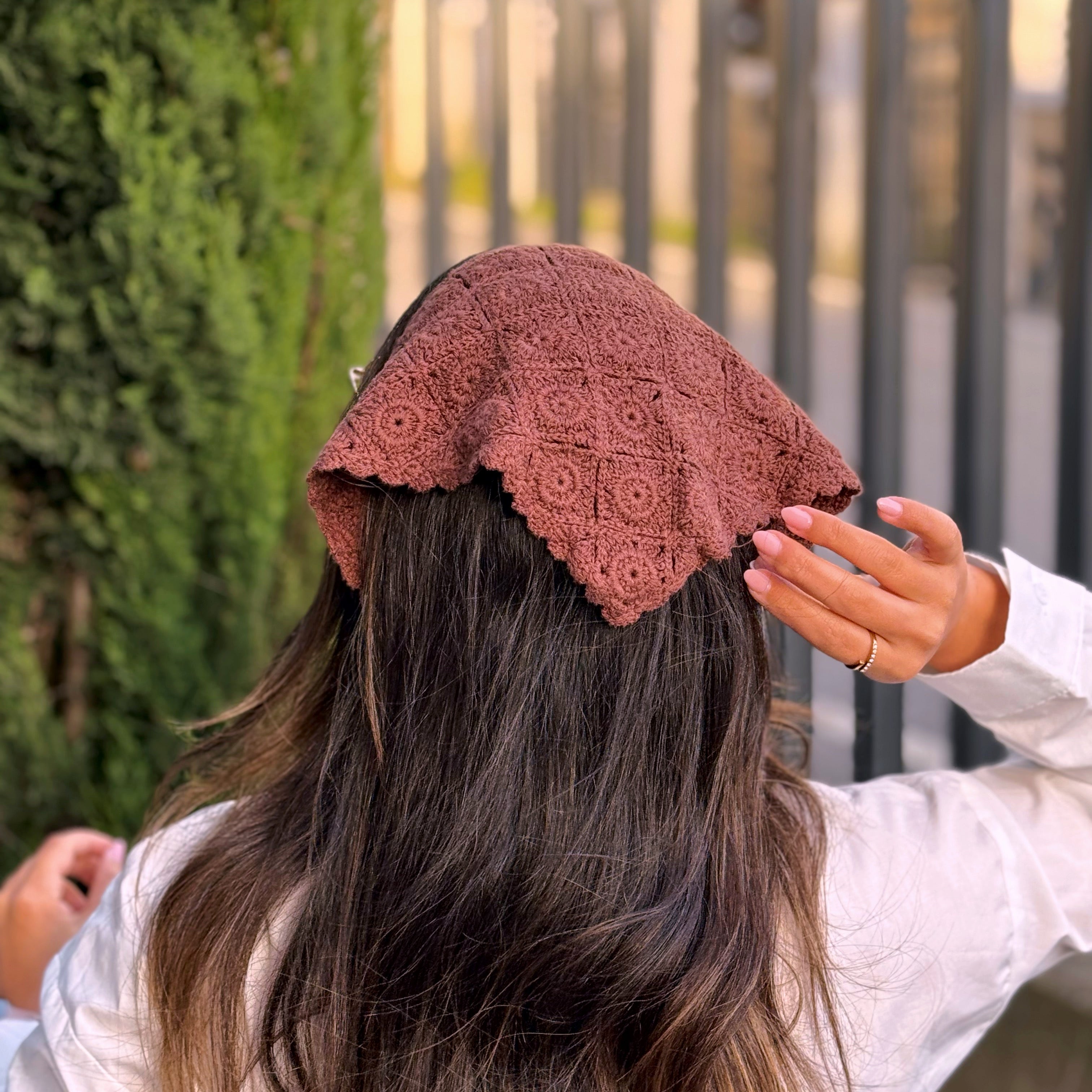 Bandana multifuncional em croché | Castanho