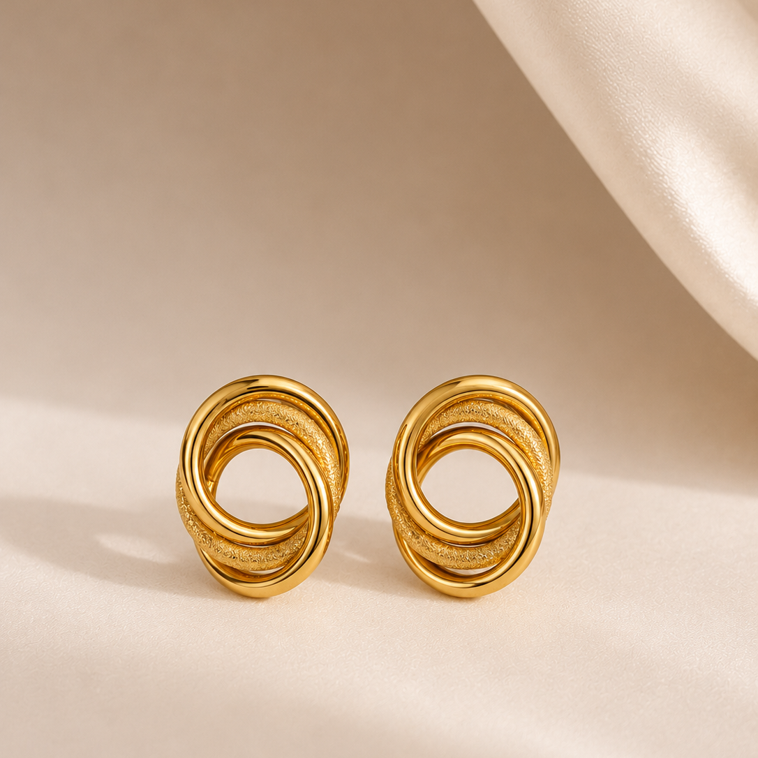 Brincos de argolas entrelaçadas | Dourado