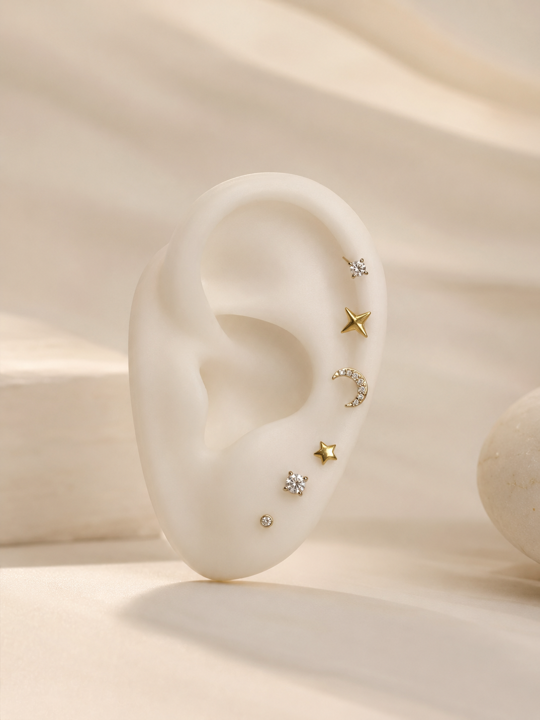 Conjunto de 6 piercings ~ lua estrelinha e brilhantes | Dourado • aço inoxidável