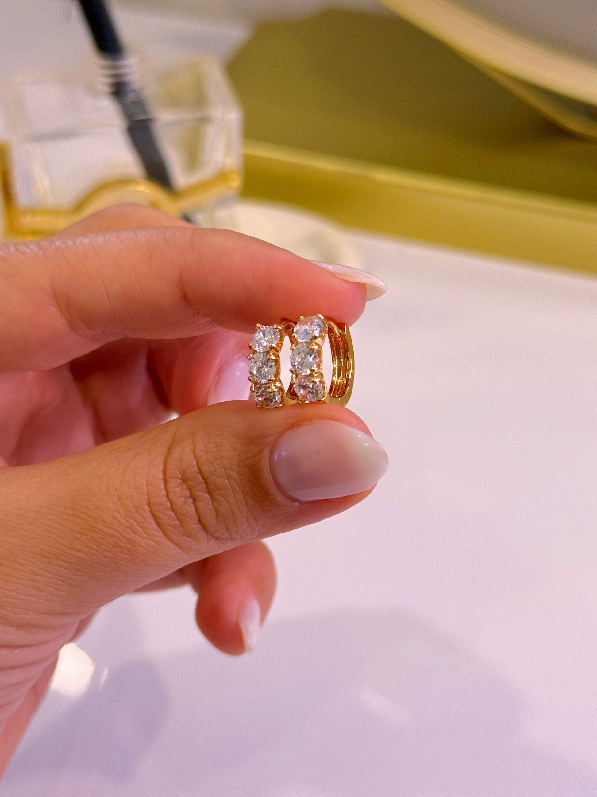 Argolinhas com 3 brilhantes | Rose Gold