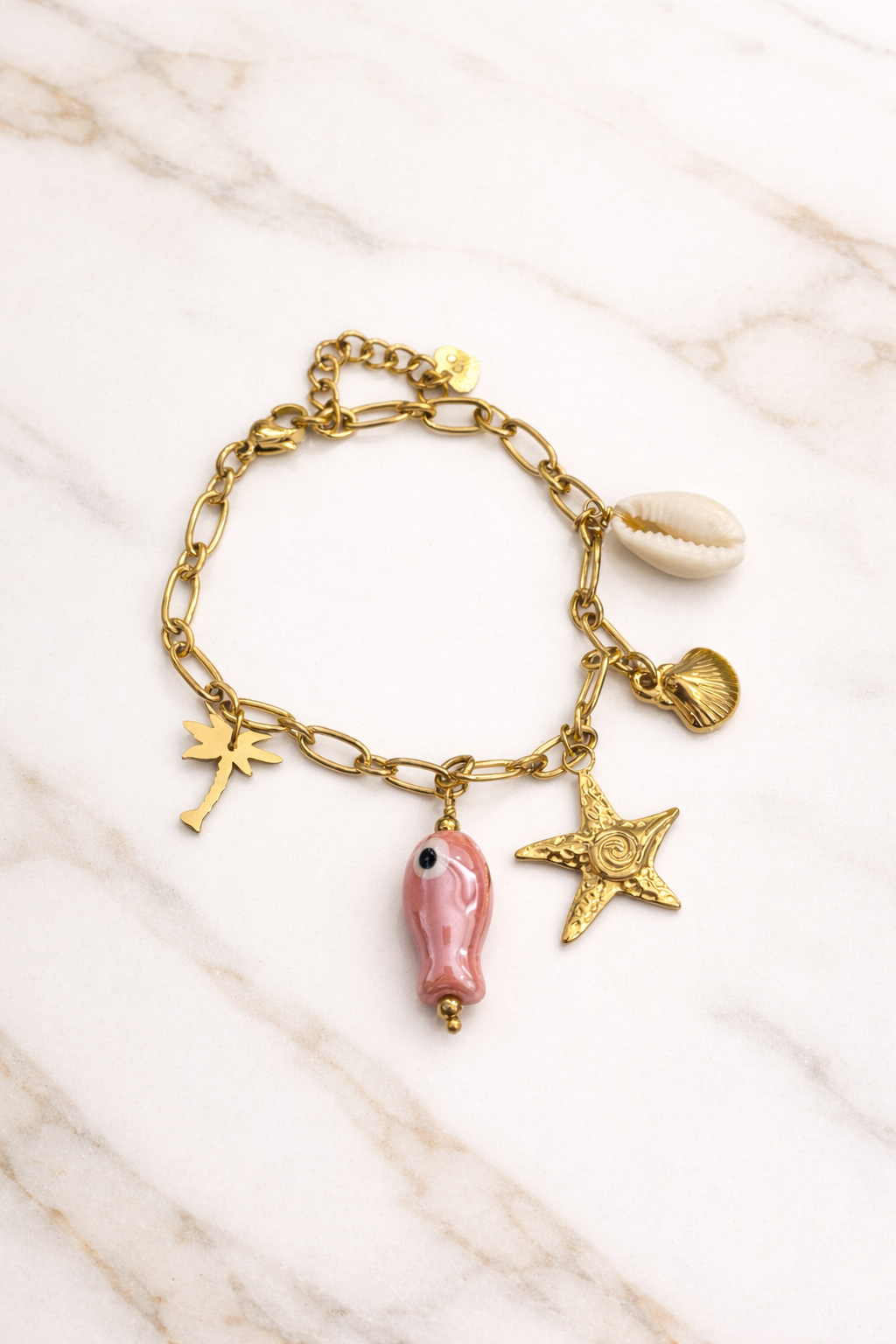 𝐄𝐝𝐢𝐜̧𝐚̃𝐨 𝐋𝐢𝐦𝐢𝐭𝐚𝐝𝐚 𝐕𝐞𝐫𝐚̃𝐨 🐚 Pulseira corrente com peixe rosinha e vários pendentes | Dourado