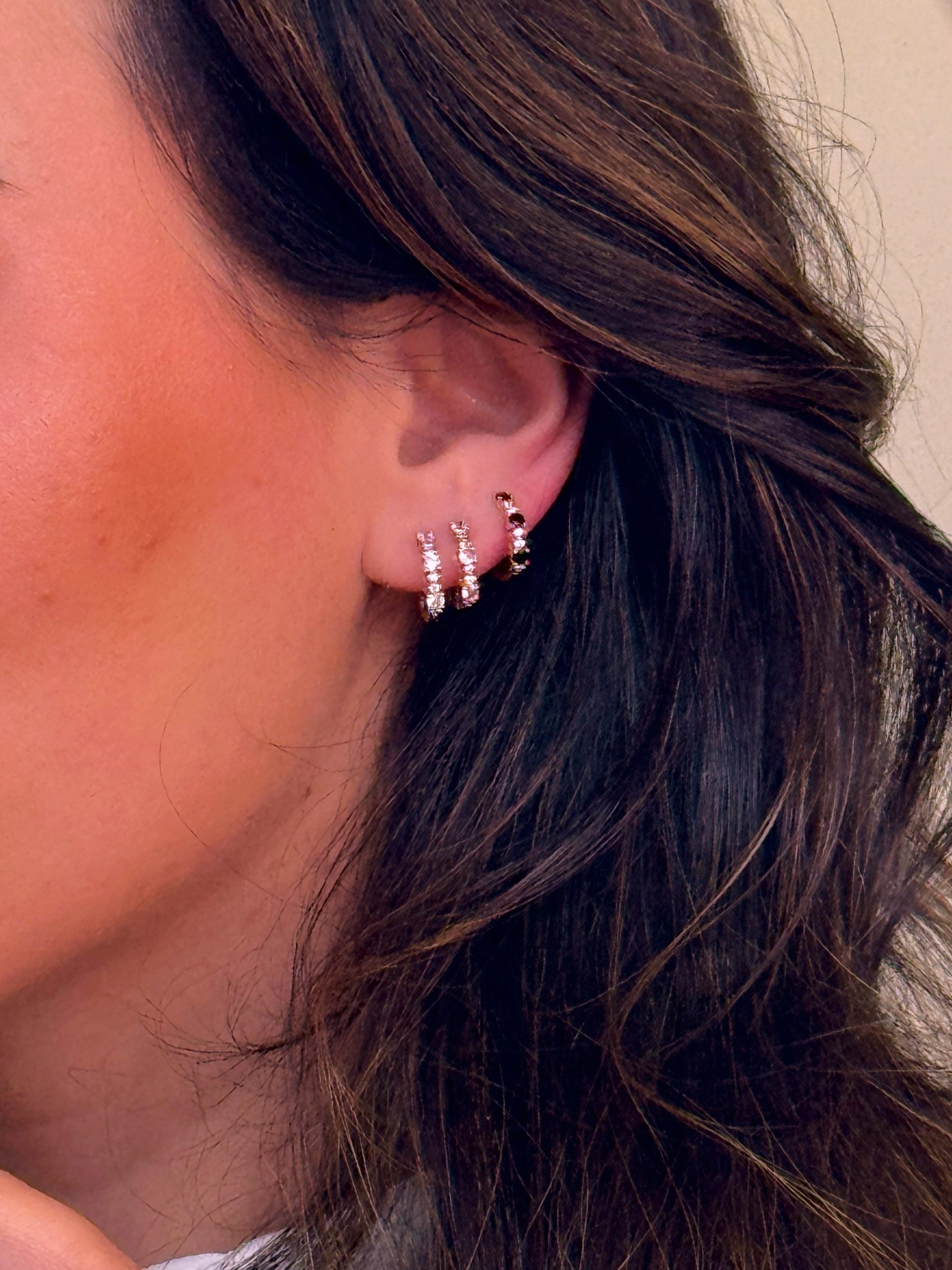 Argolinhas fila de brilhantes • Rose Gold | 3 cores