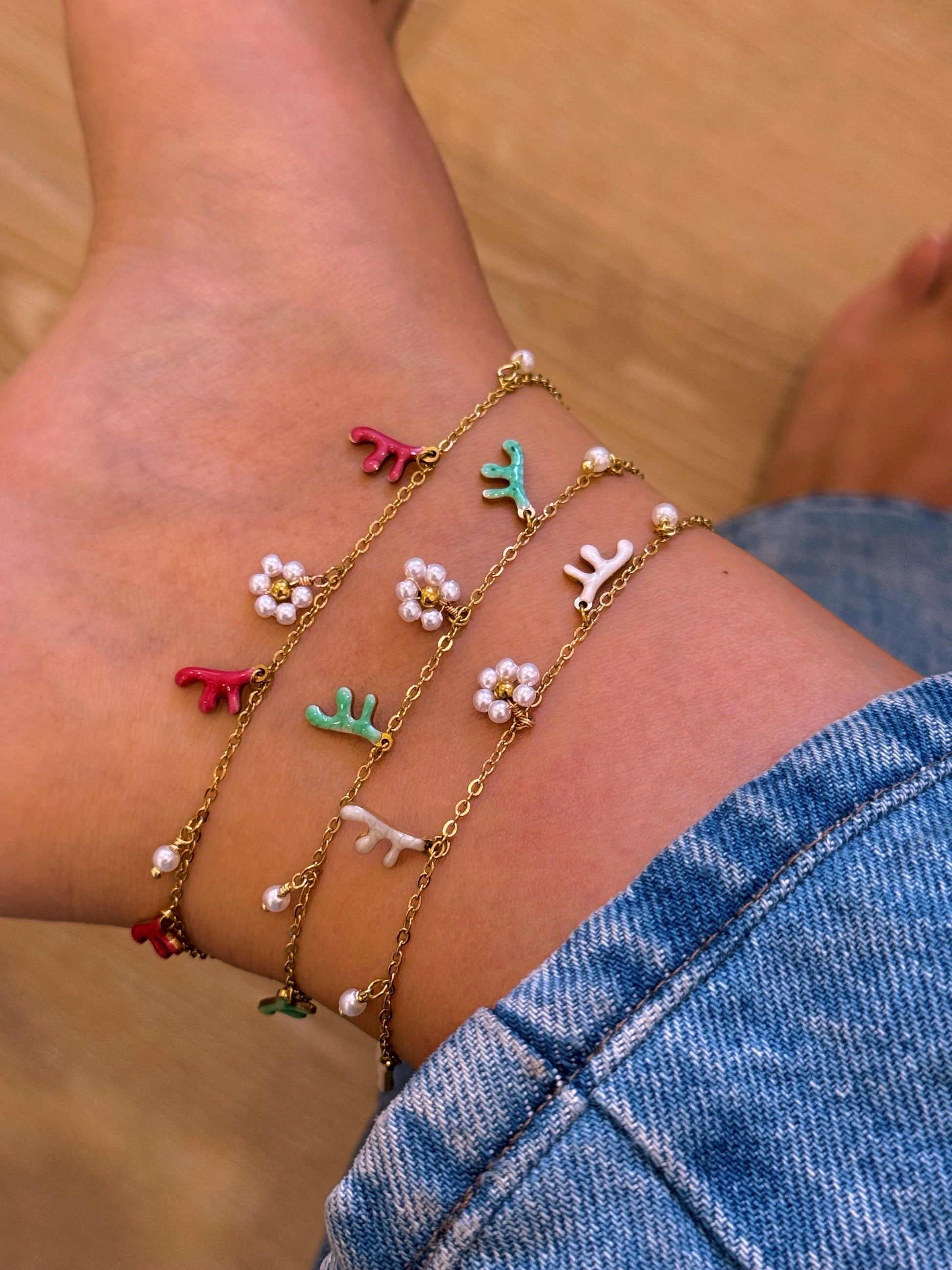 Pulseira de pé com flores e corais | 3 cores