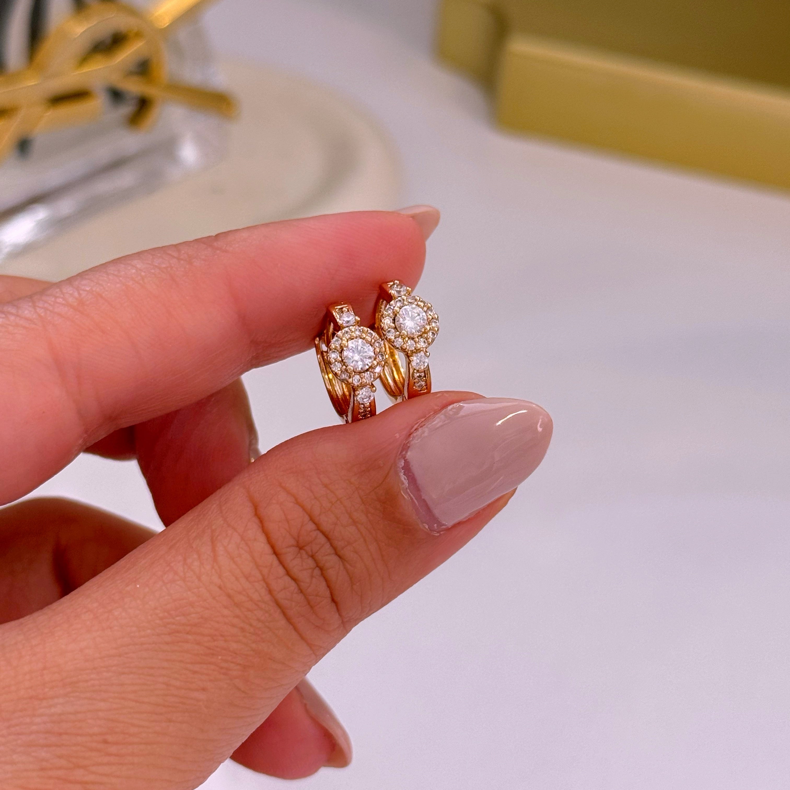 Argolinhas com círculo preenchido e brilhantes | Rose Gold