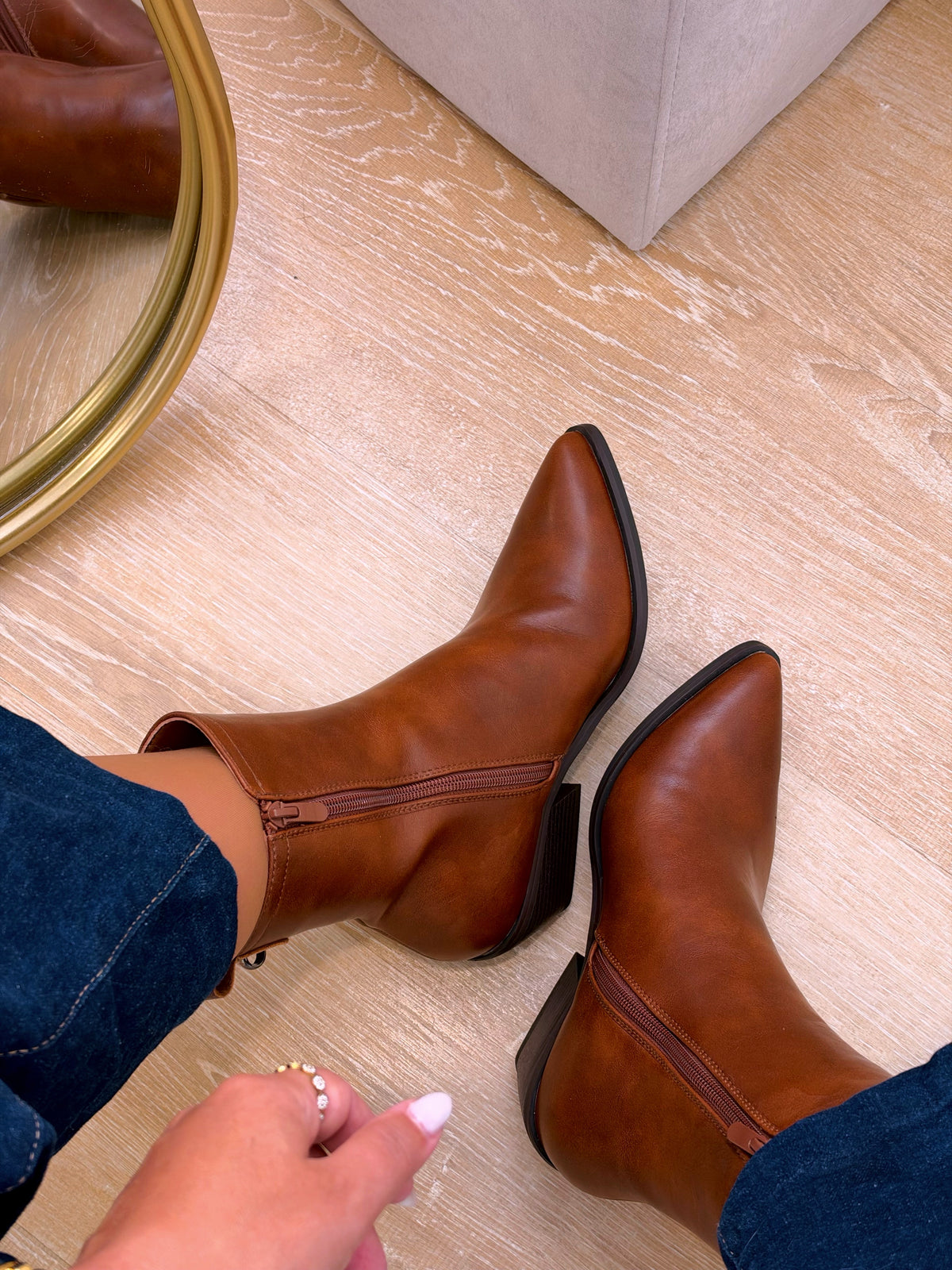 Botim elegante com salto | Camel