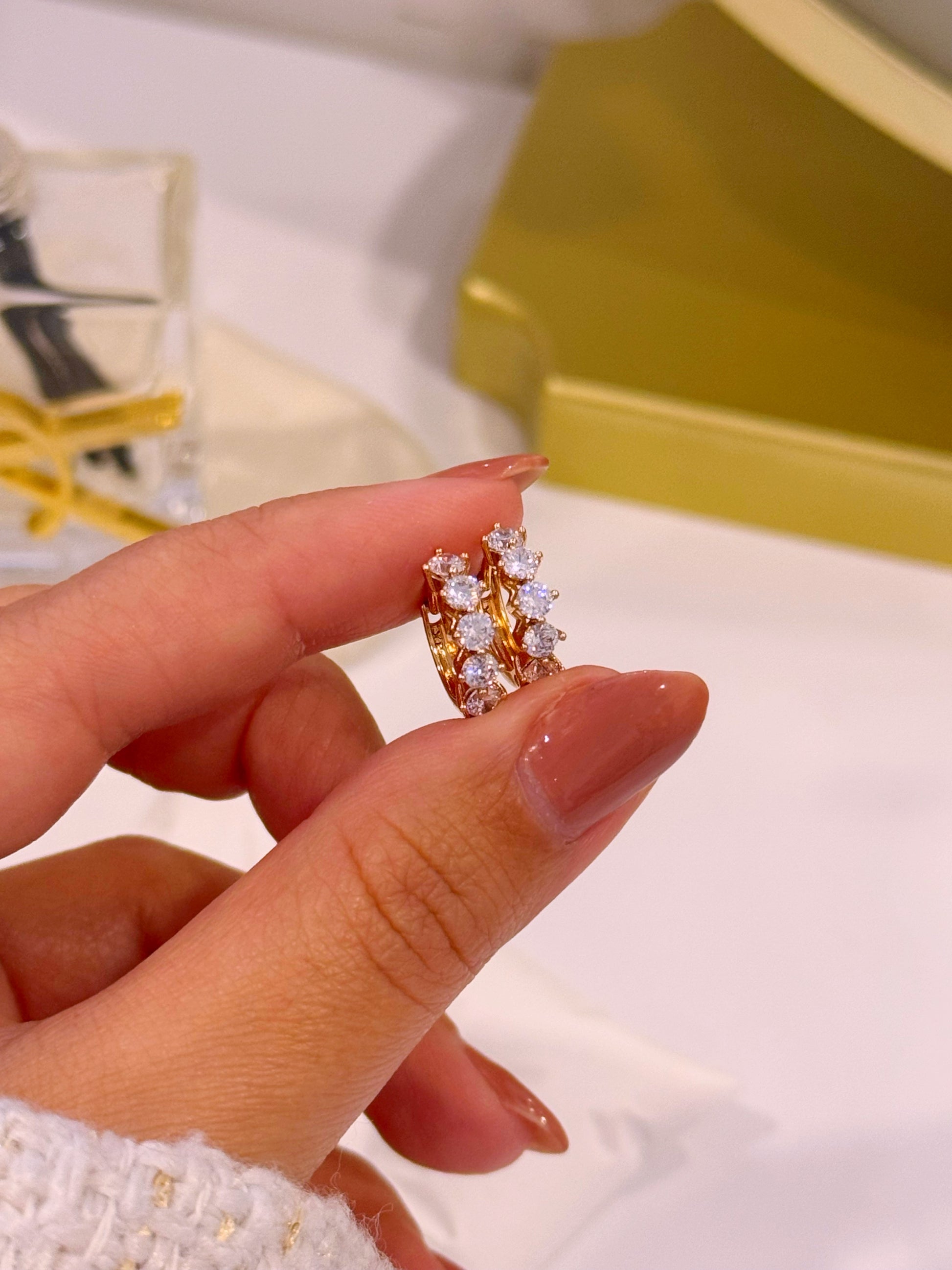 Argolinhas preenchidas com brilhantes | Rose Gold