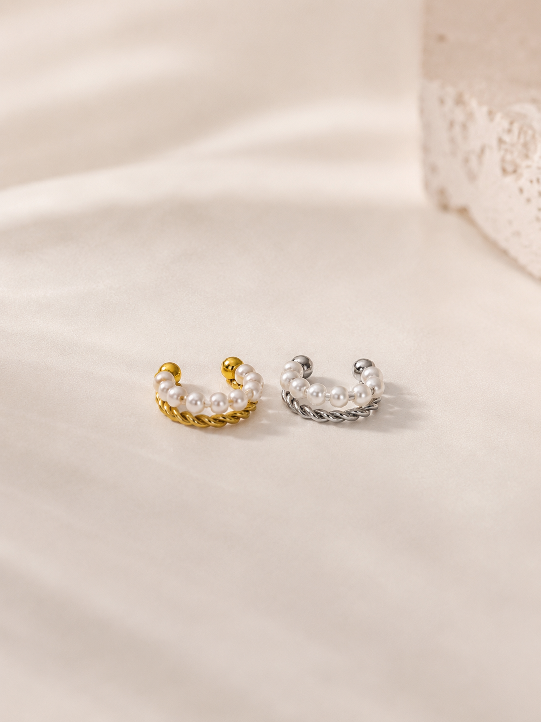 Earcuff ajustável • efeito duplo, torcido e pérolas | 2 Cores