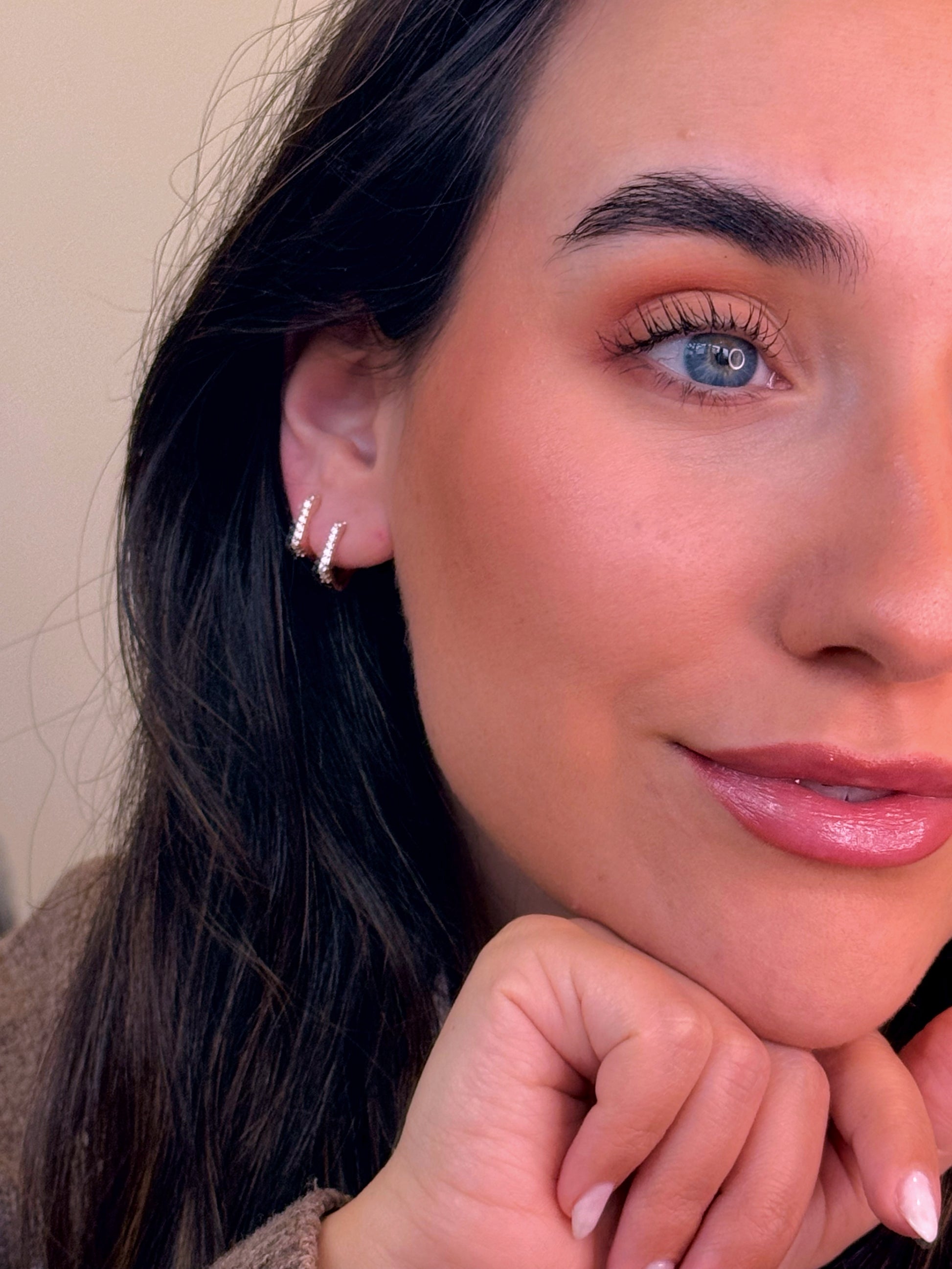 Argolinhas efeito quadrado com brilhantes | Rose Gold