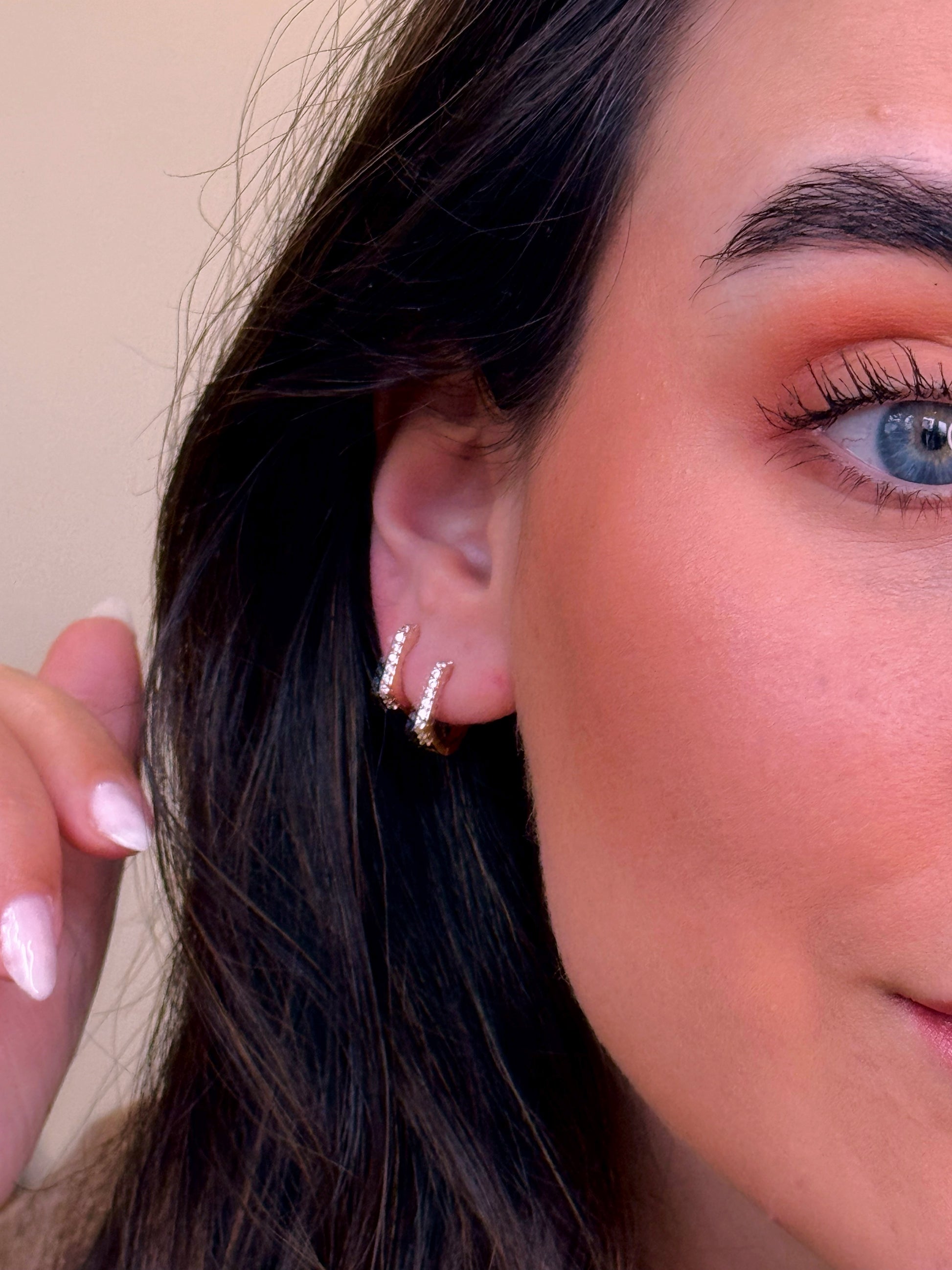Argolinhas efeito quadrado com brilhantes | Rose Gold