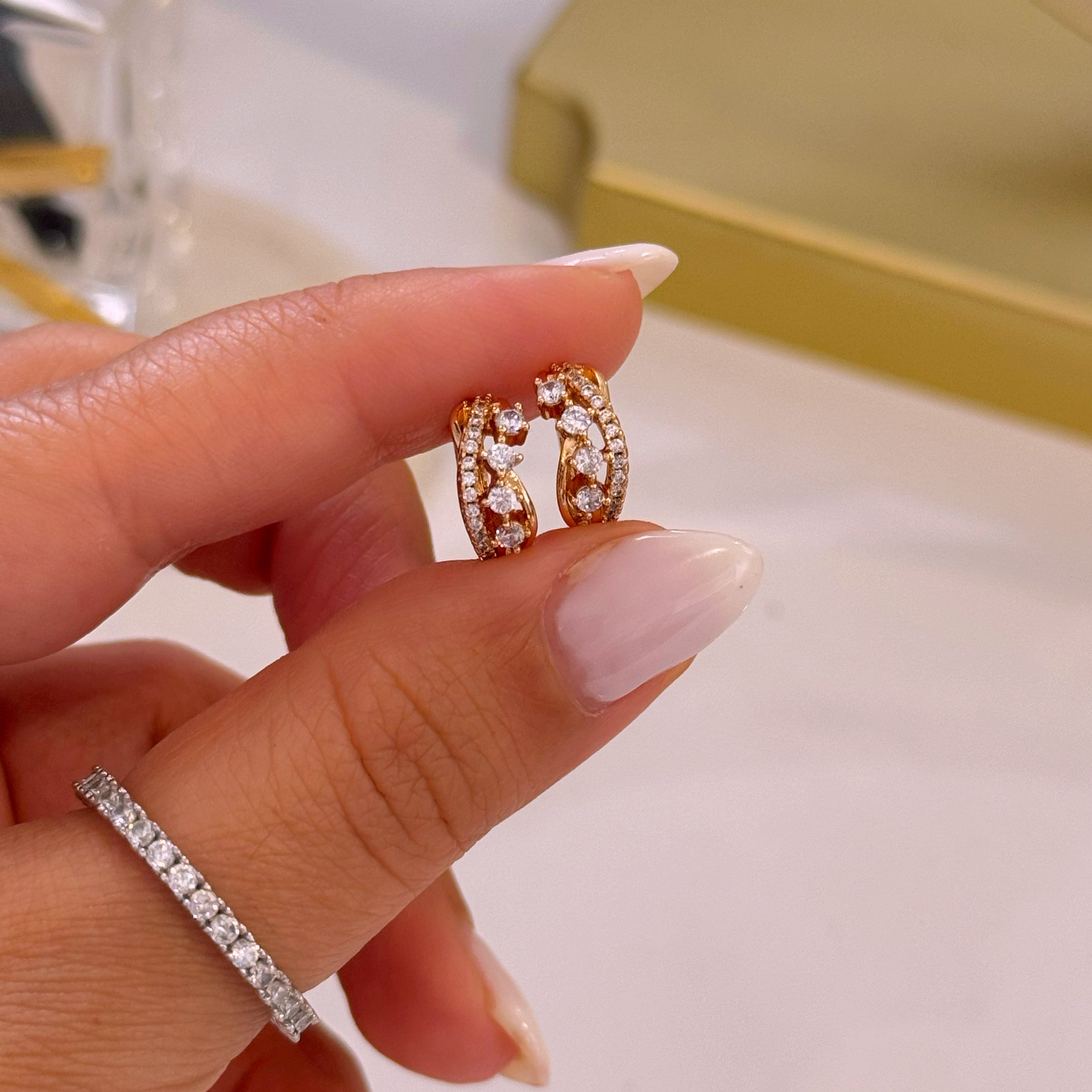 Argolinhas efeito duplo cruzado com brilhantes | Rose Gold