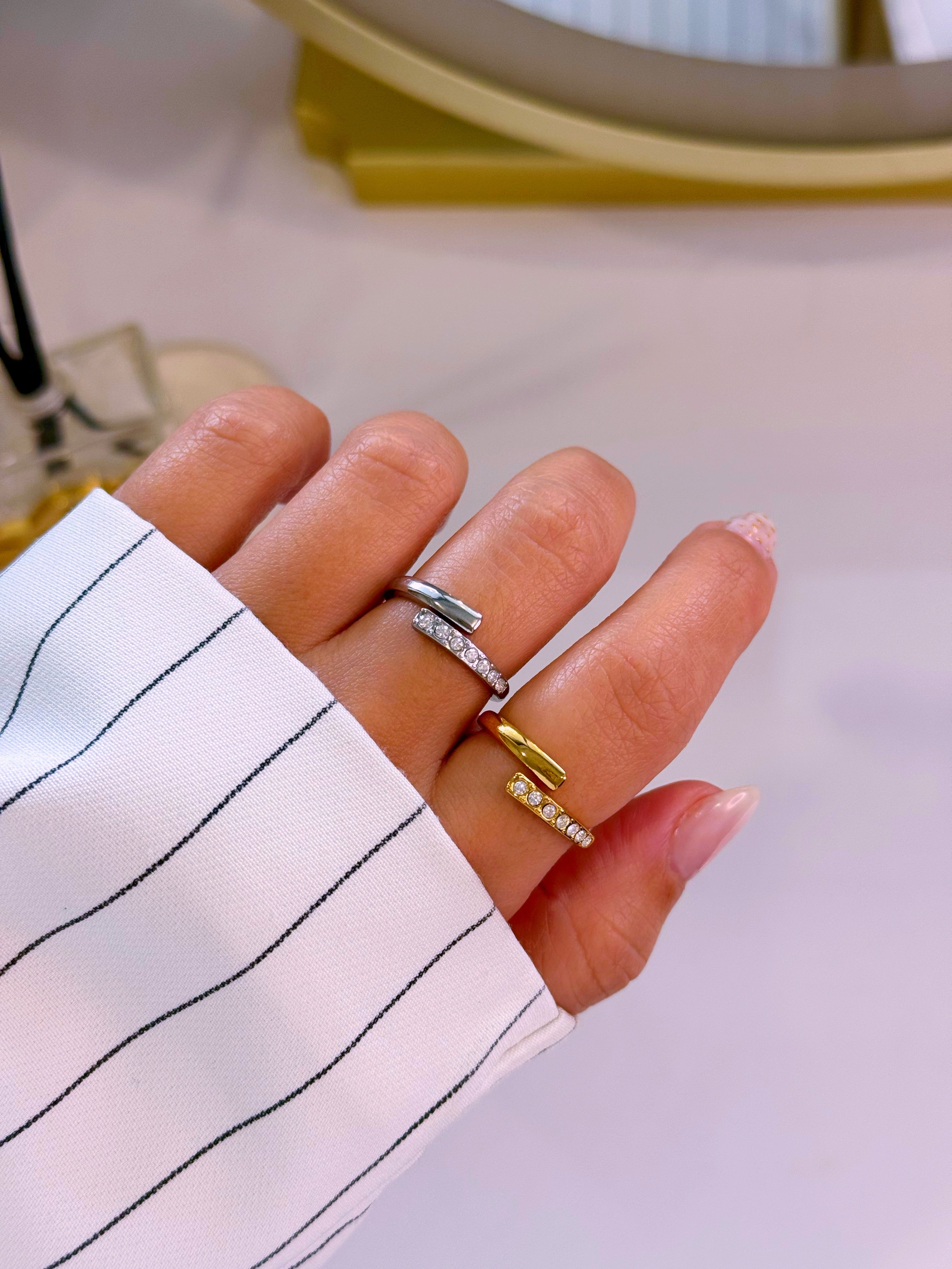 Anel ajustável aberto com brilhantes | 2 Cores