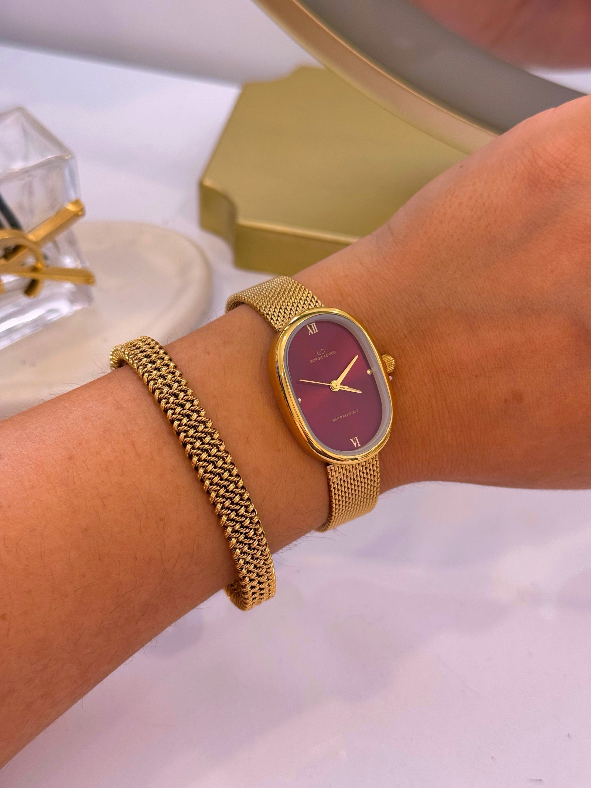 Relógio analógico com mostrador oval | Bordô