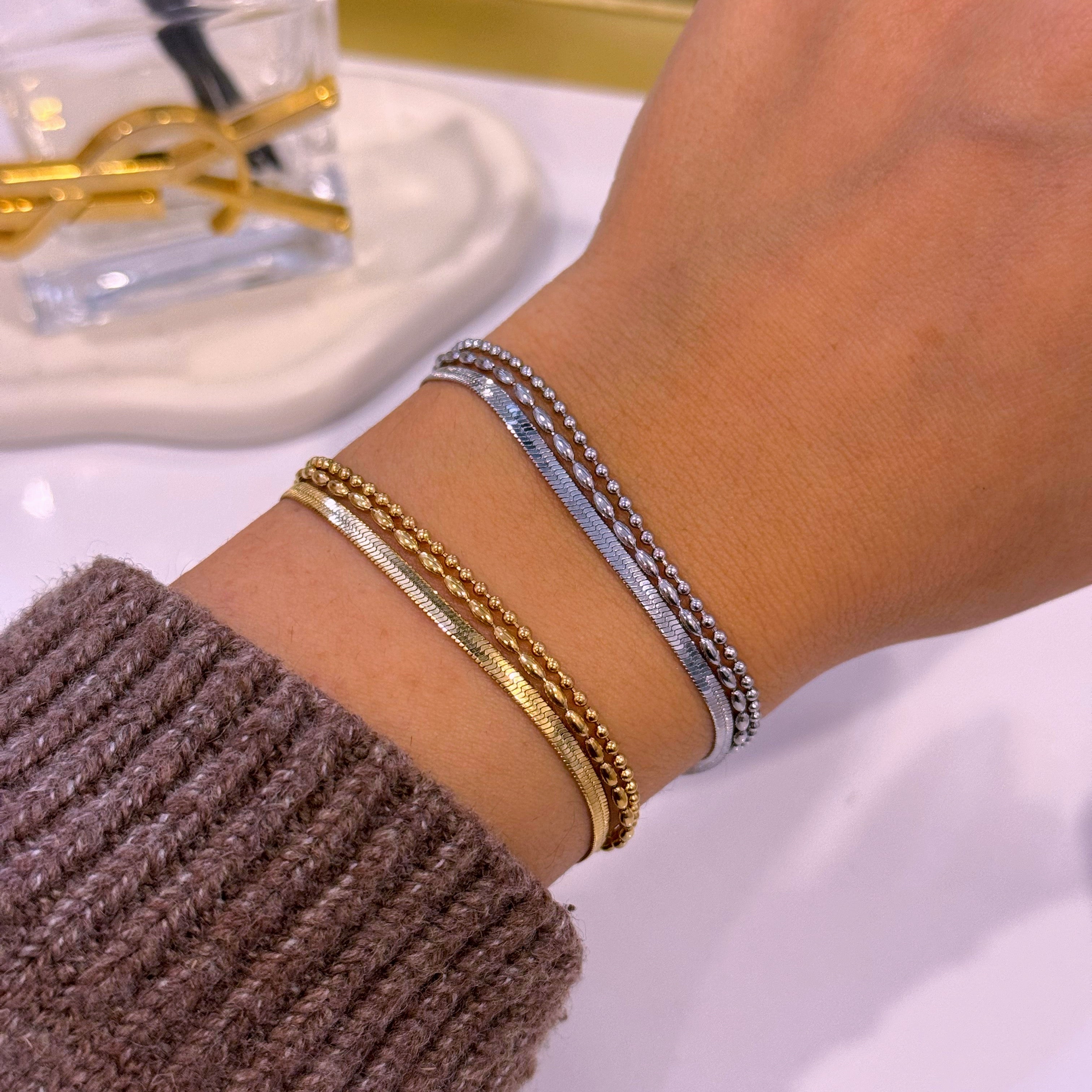 Pulseira efeito triplo com malhas básicas | 2 Cores