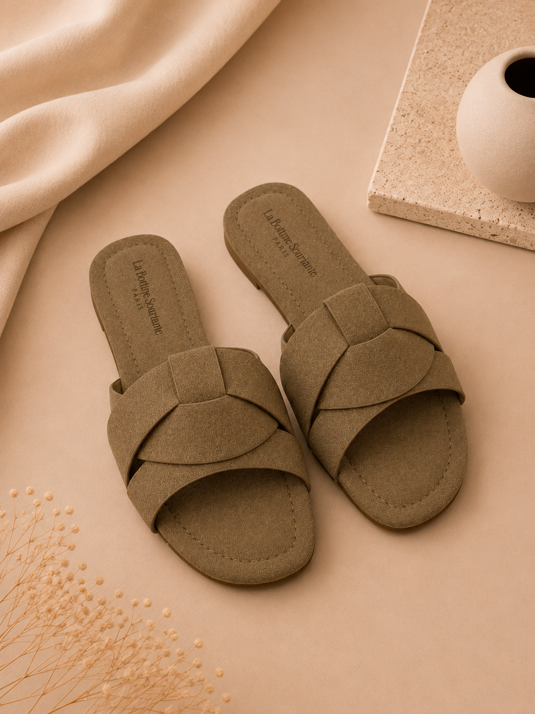 Chinelo com tiras entrelaçadas | Khaki
