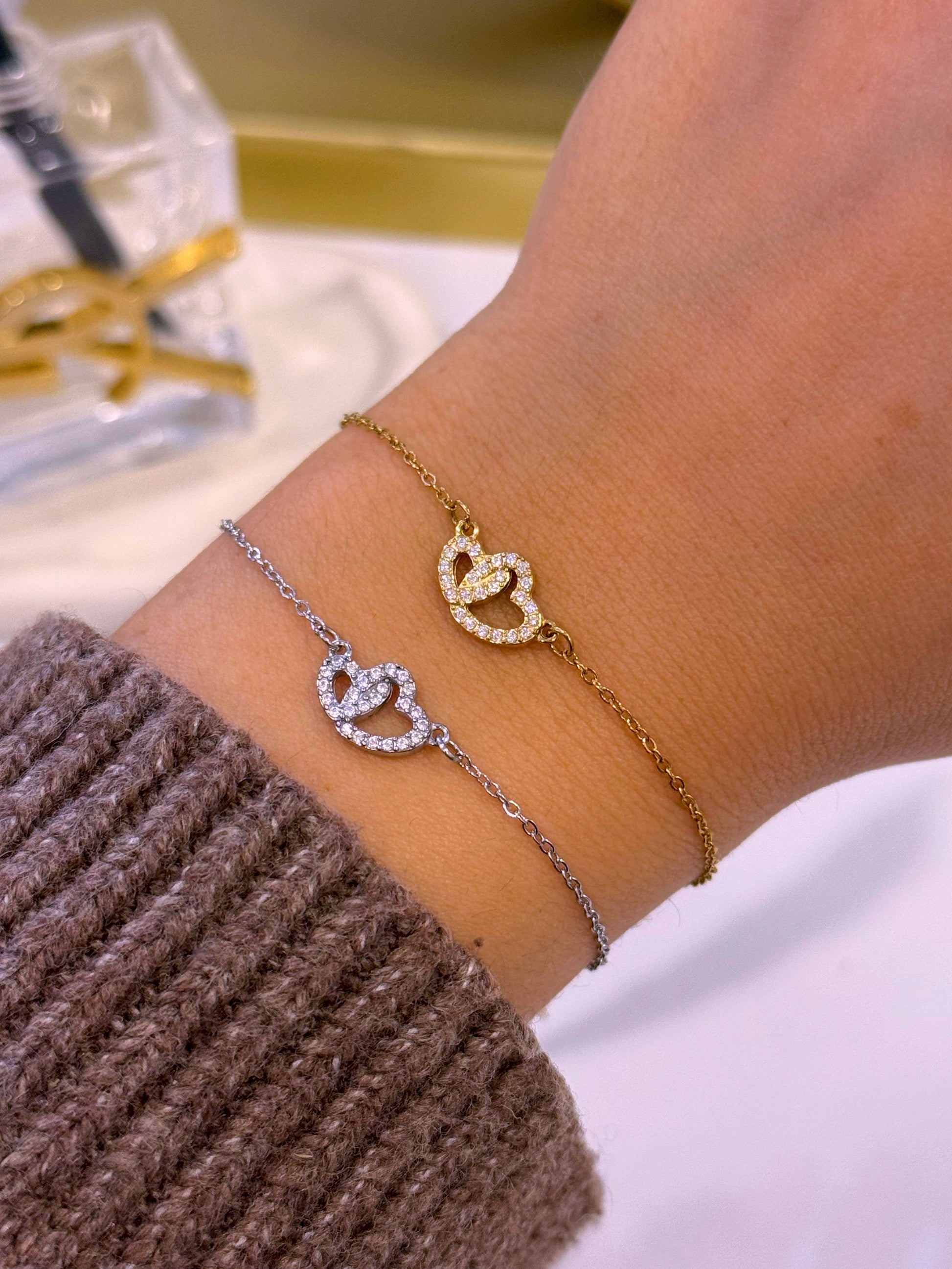 Pulseira duplo coração com brilhantes | 2 Cores
