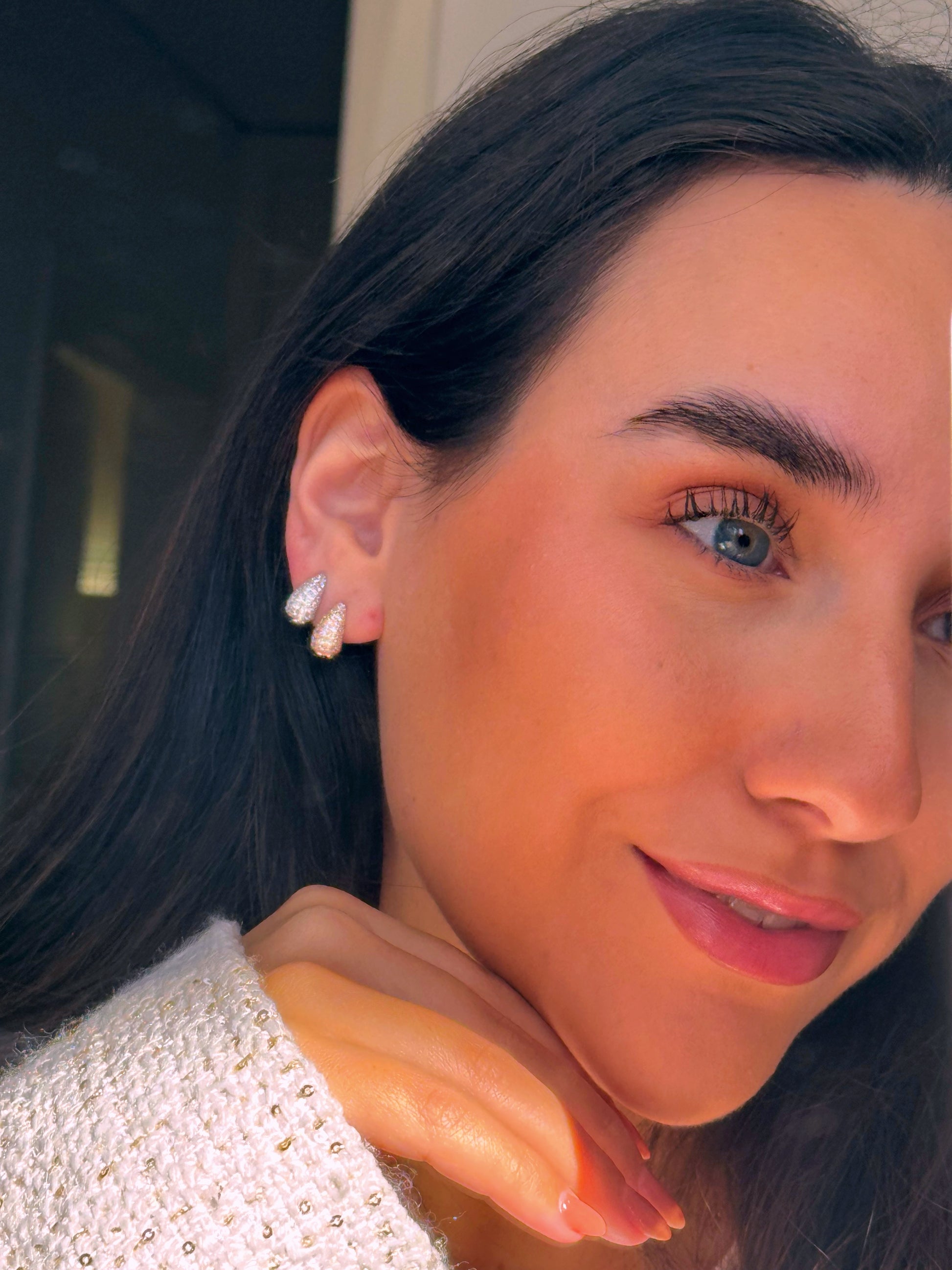 Mini brincos gota com brilhantes | 2 Cores