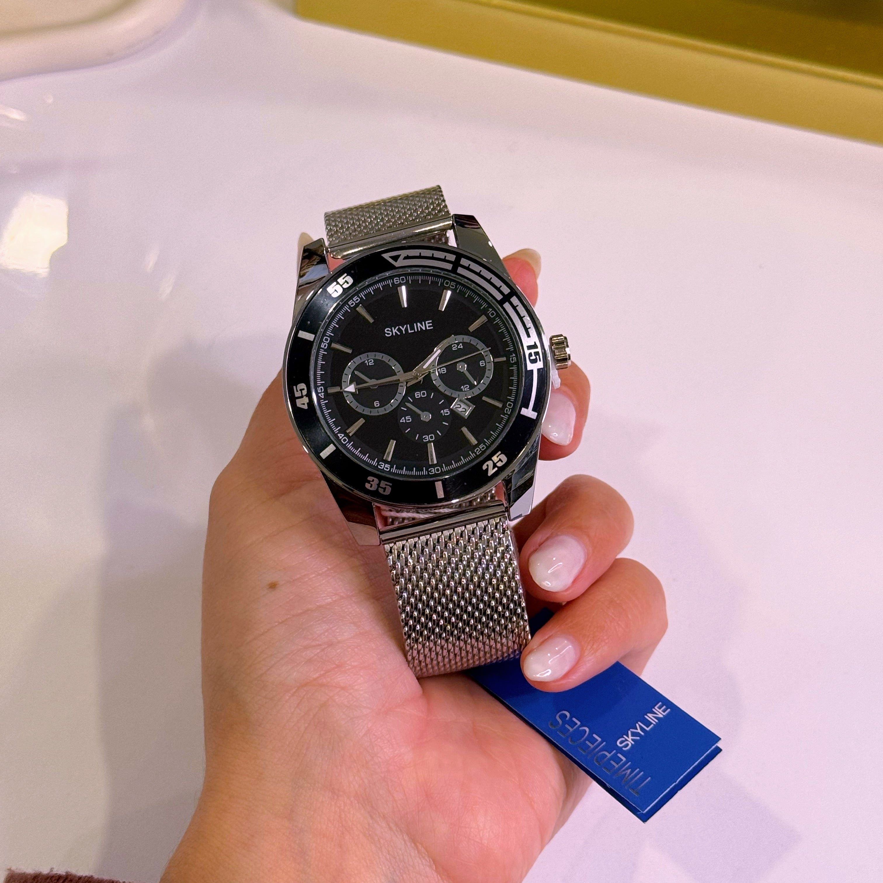 Relógio Analógico Skyline | Prateado com mostrador Preto