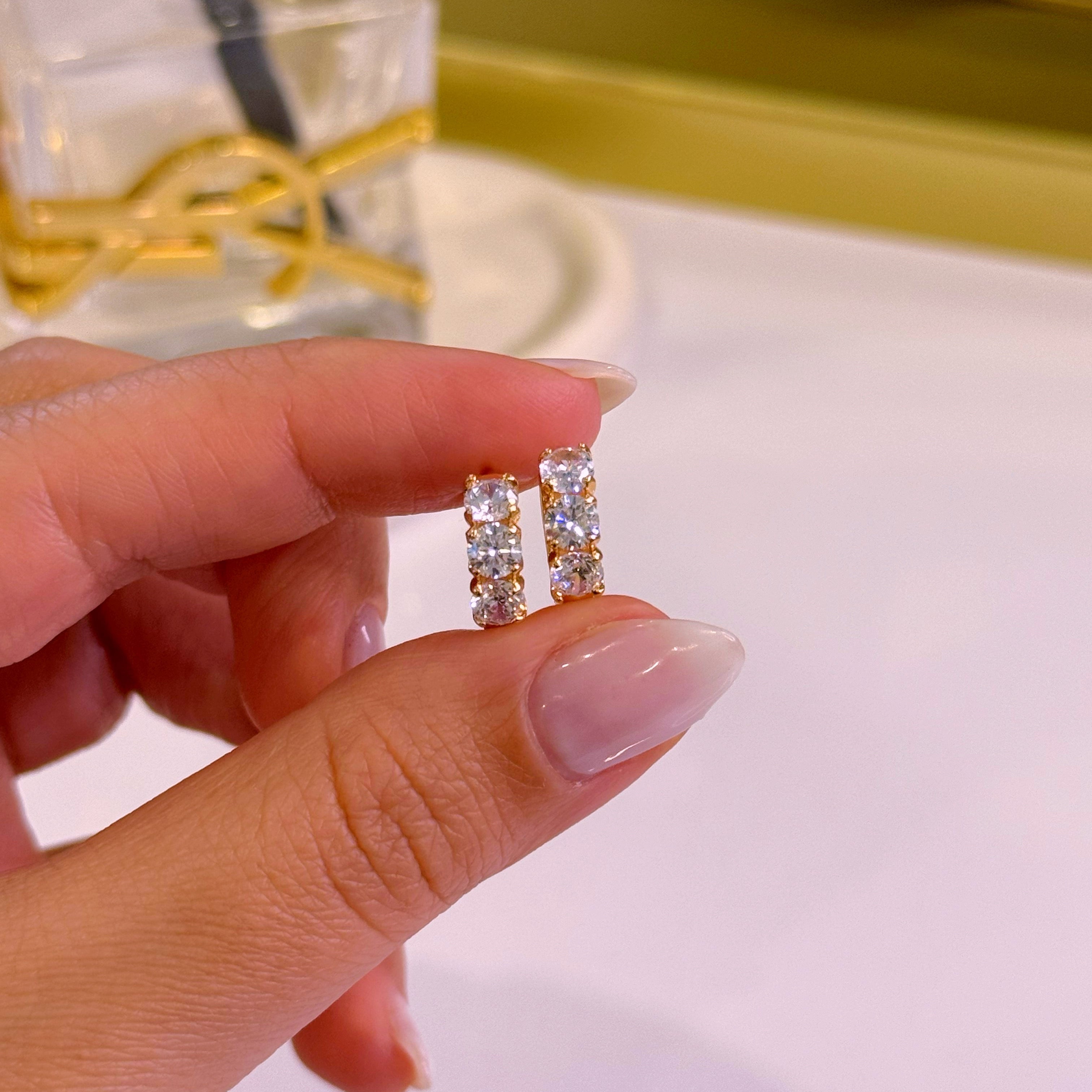 Argolinhas com 3 brilhantes | Rose Gold