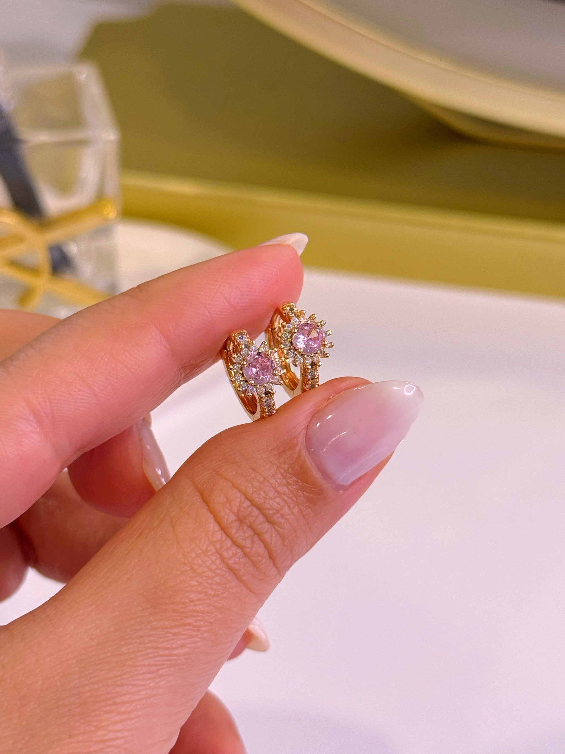 Argolinhas estrelinha rosa em brilhantes | Rose Gold