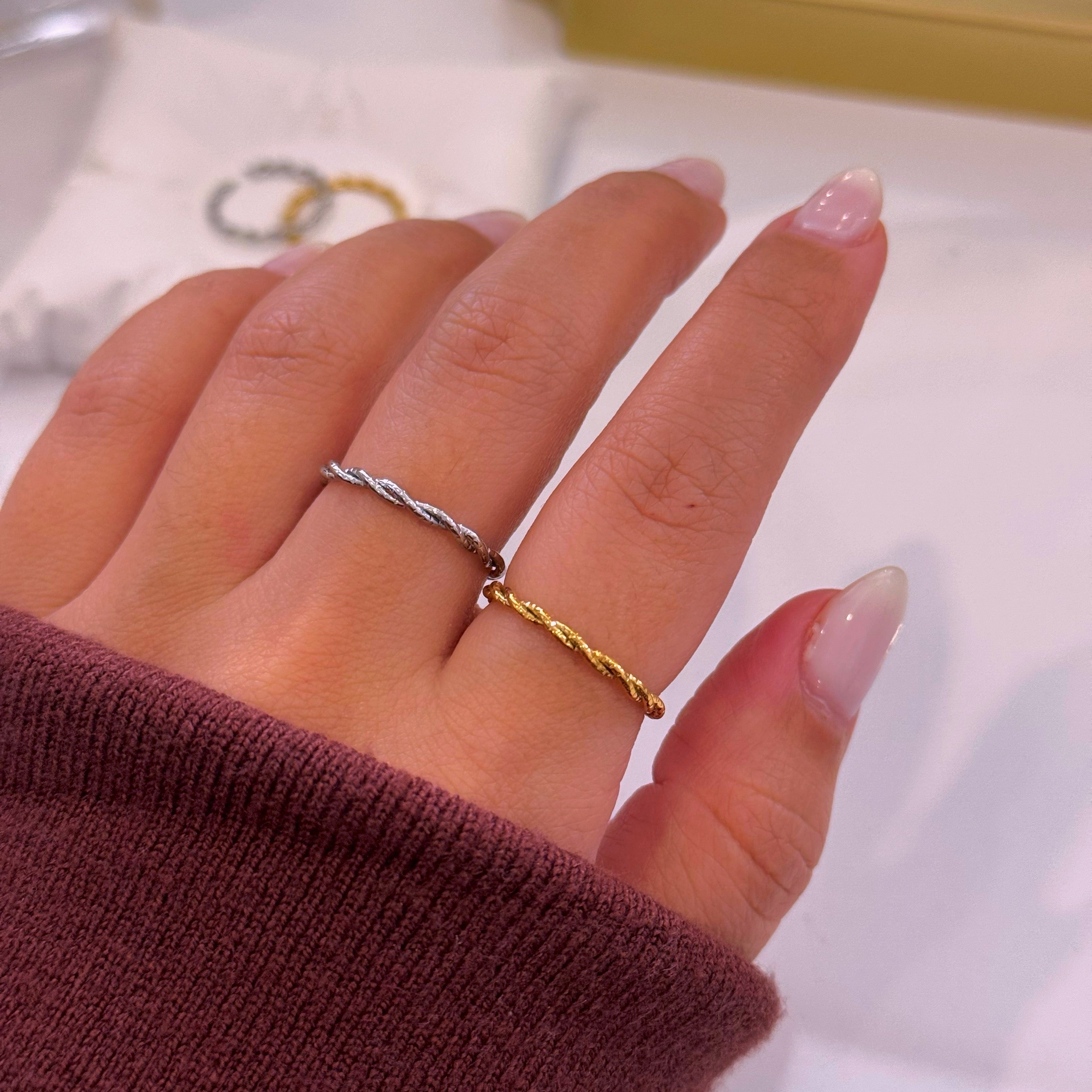 Anel ajustável fininho torcido | 2 Cores