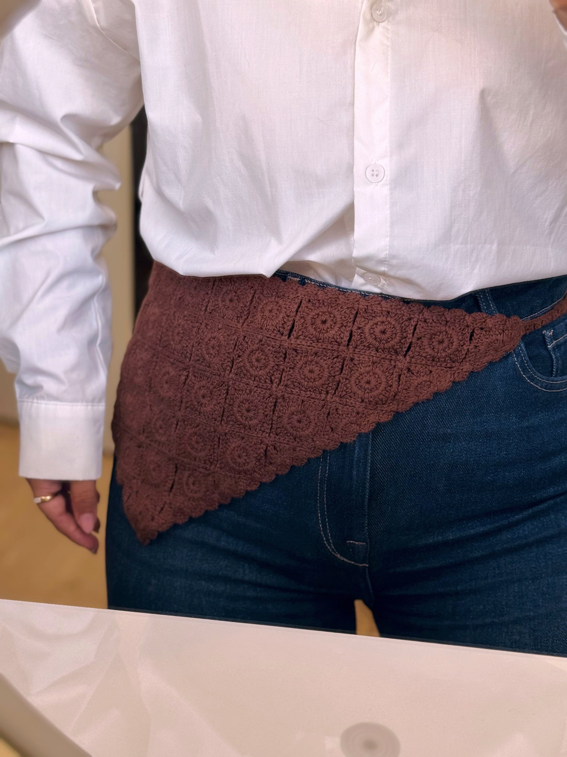 Bandana multifuncional em croché | Castanho