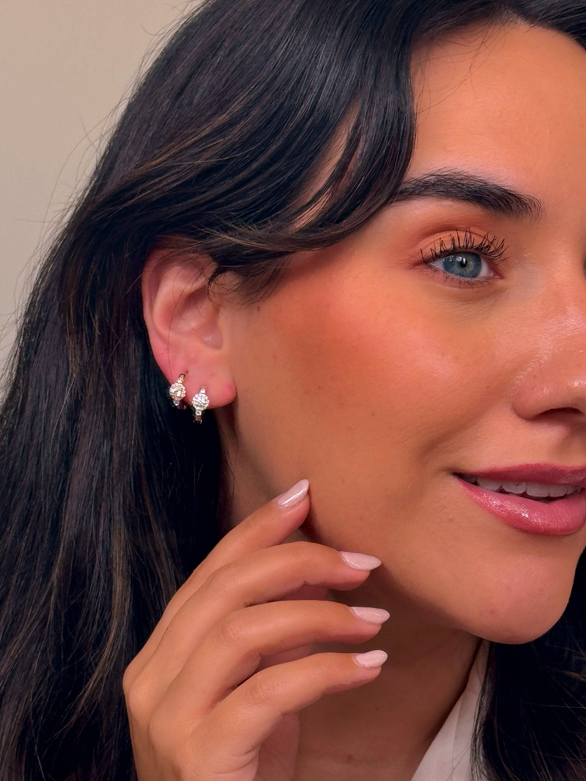 Argolinhas com círculo preenchido e brilhantes | Rose Gold