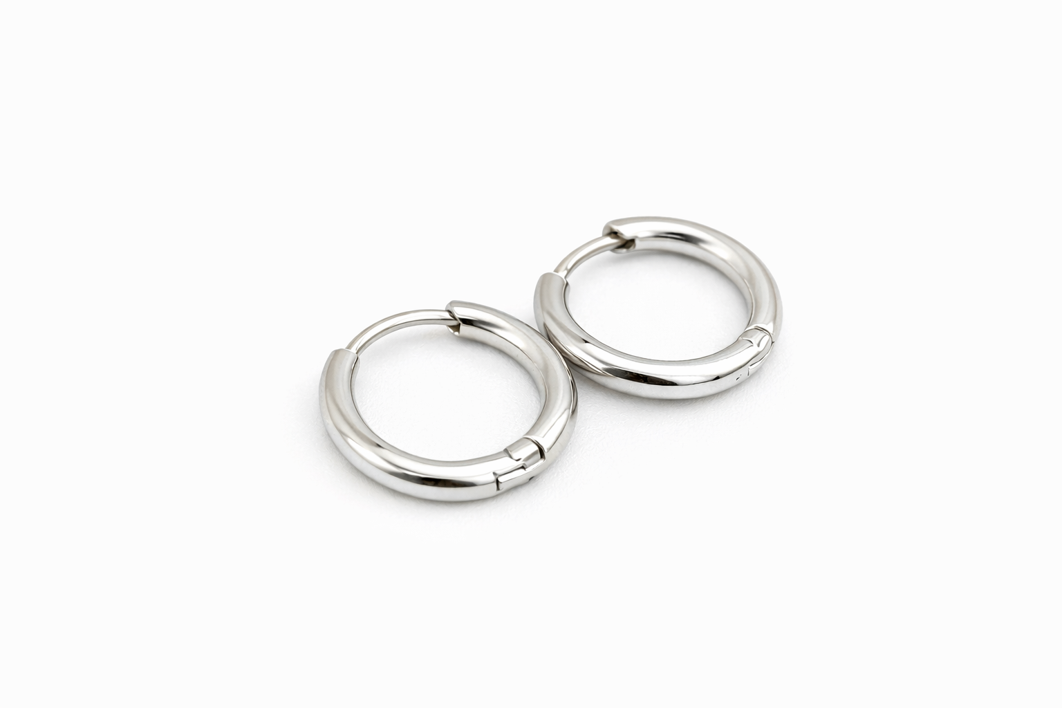 Mini argolinhas lisas em aço inoxidável | 2 cores