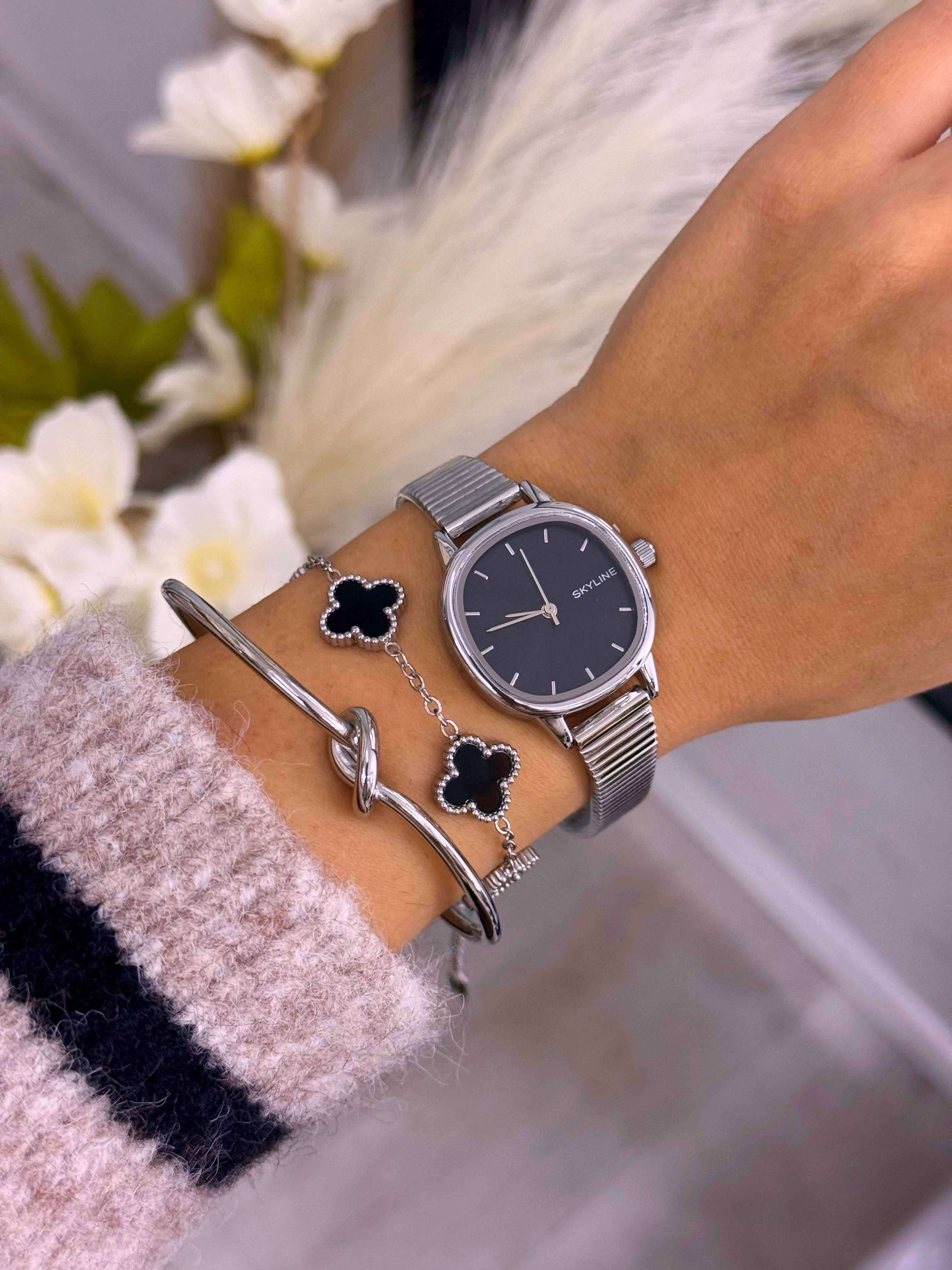 Relógio analógico com mostrador redondo | Prateado com fundo preto