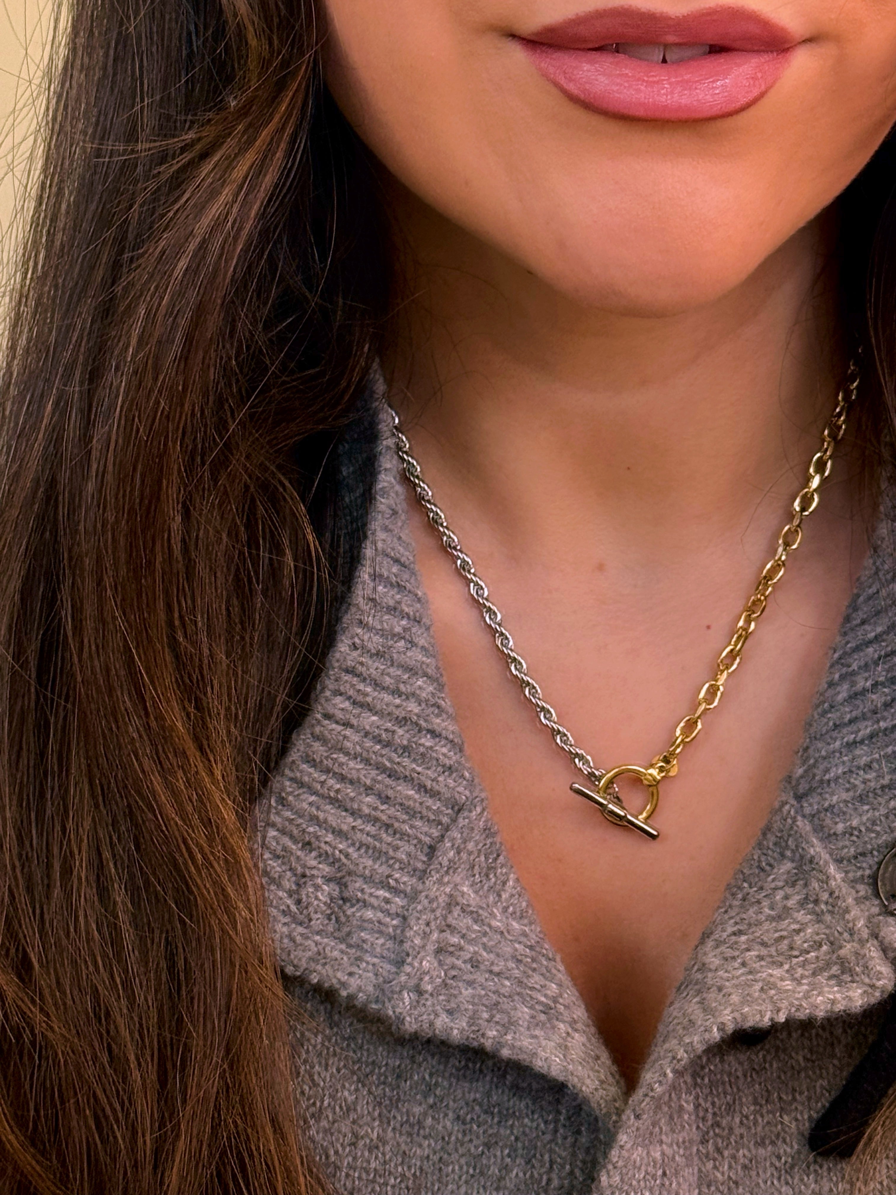 Colar malha torcida e malha corrente | Mix Prata e Dourado