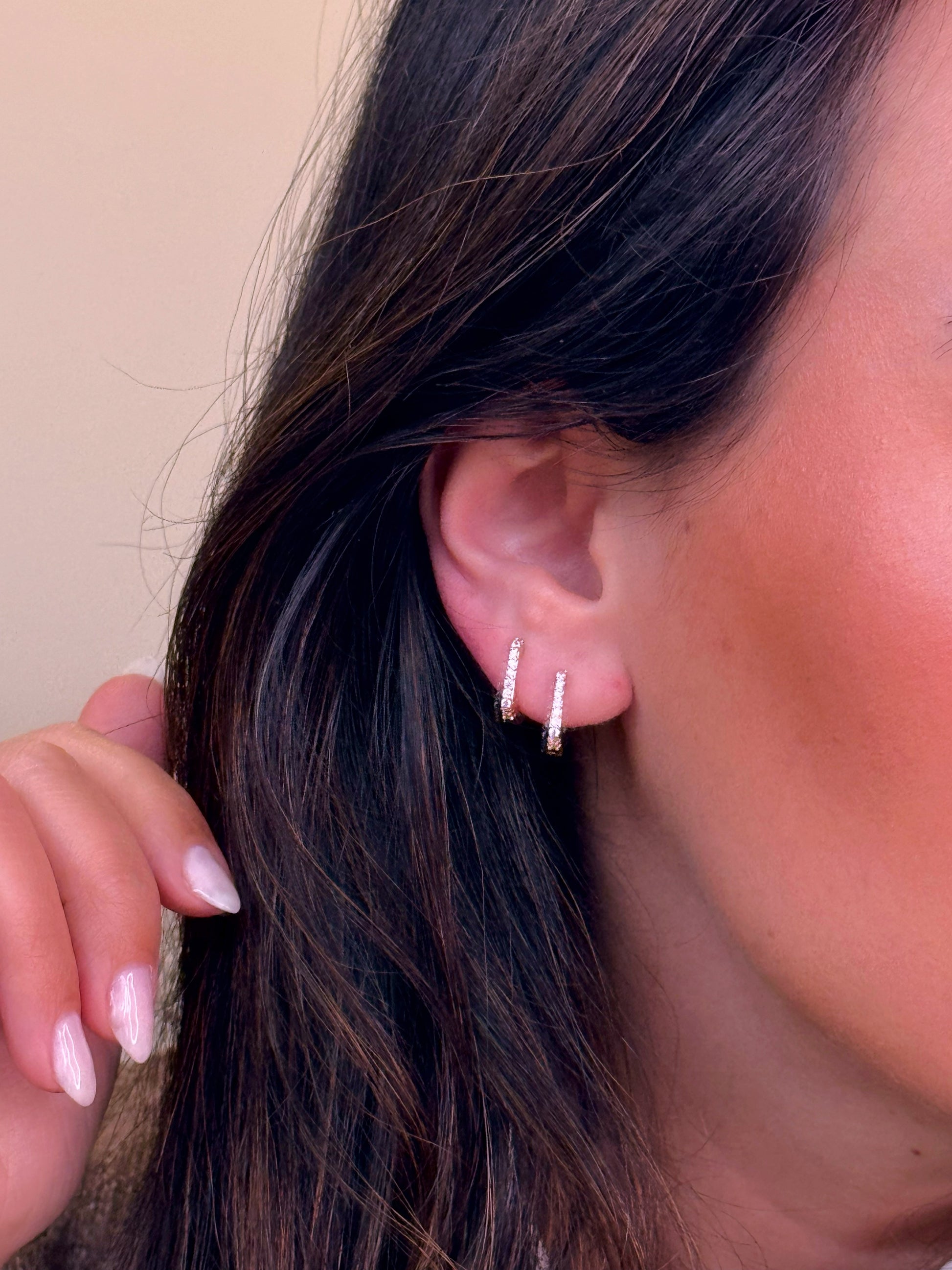 Argolinhas efeito quadrado com brilhantes | Rose Gold