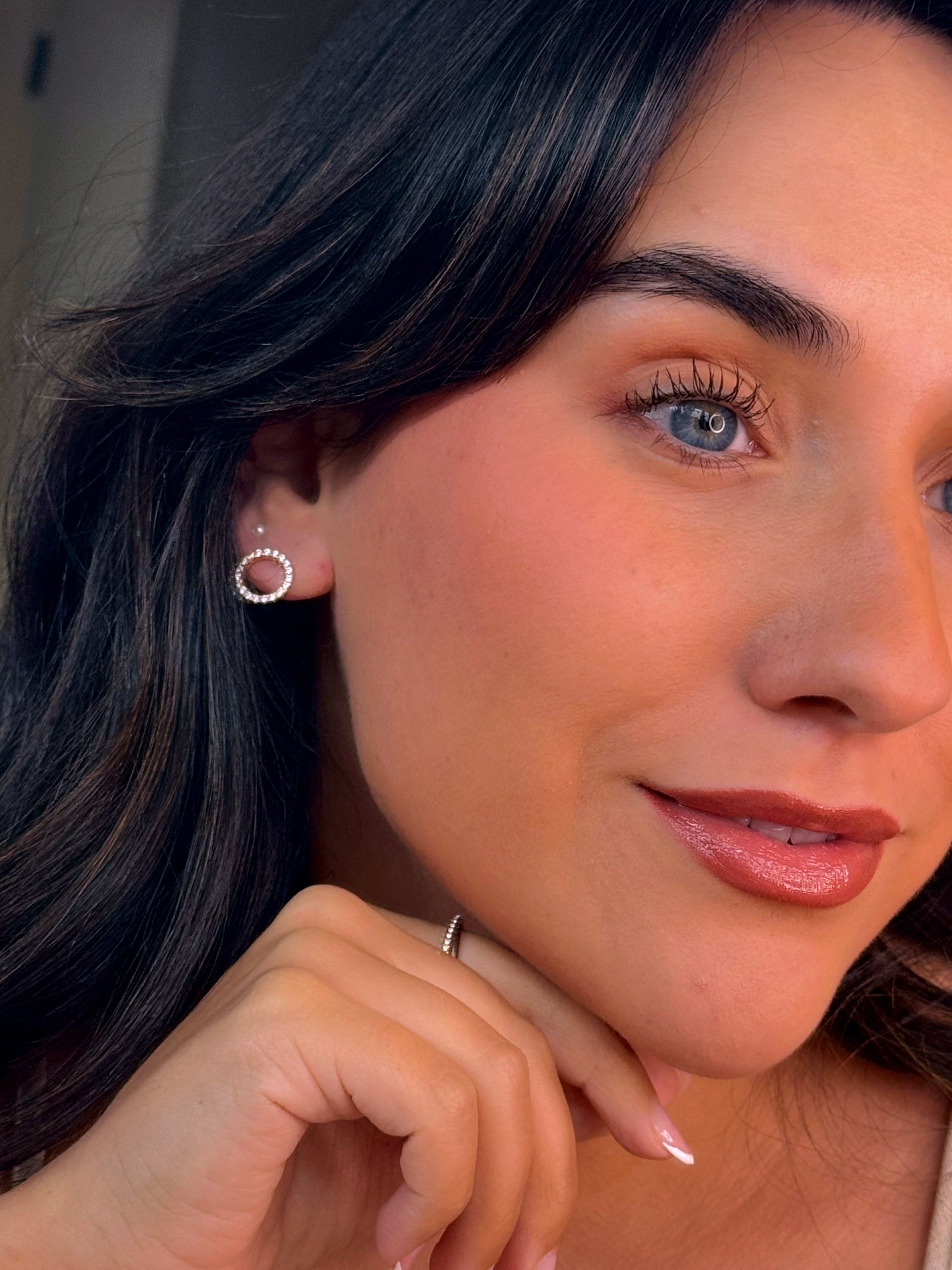 Brincos círculo aberto com brilhantes | Rose Gold
