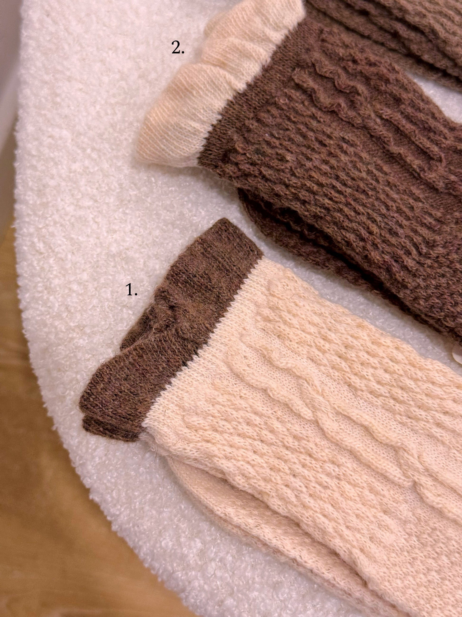 Meias de malha com folho • em lã e caxemira | 4 cores