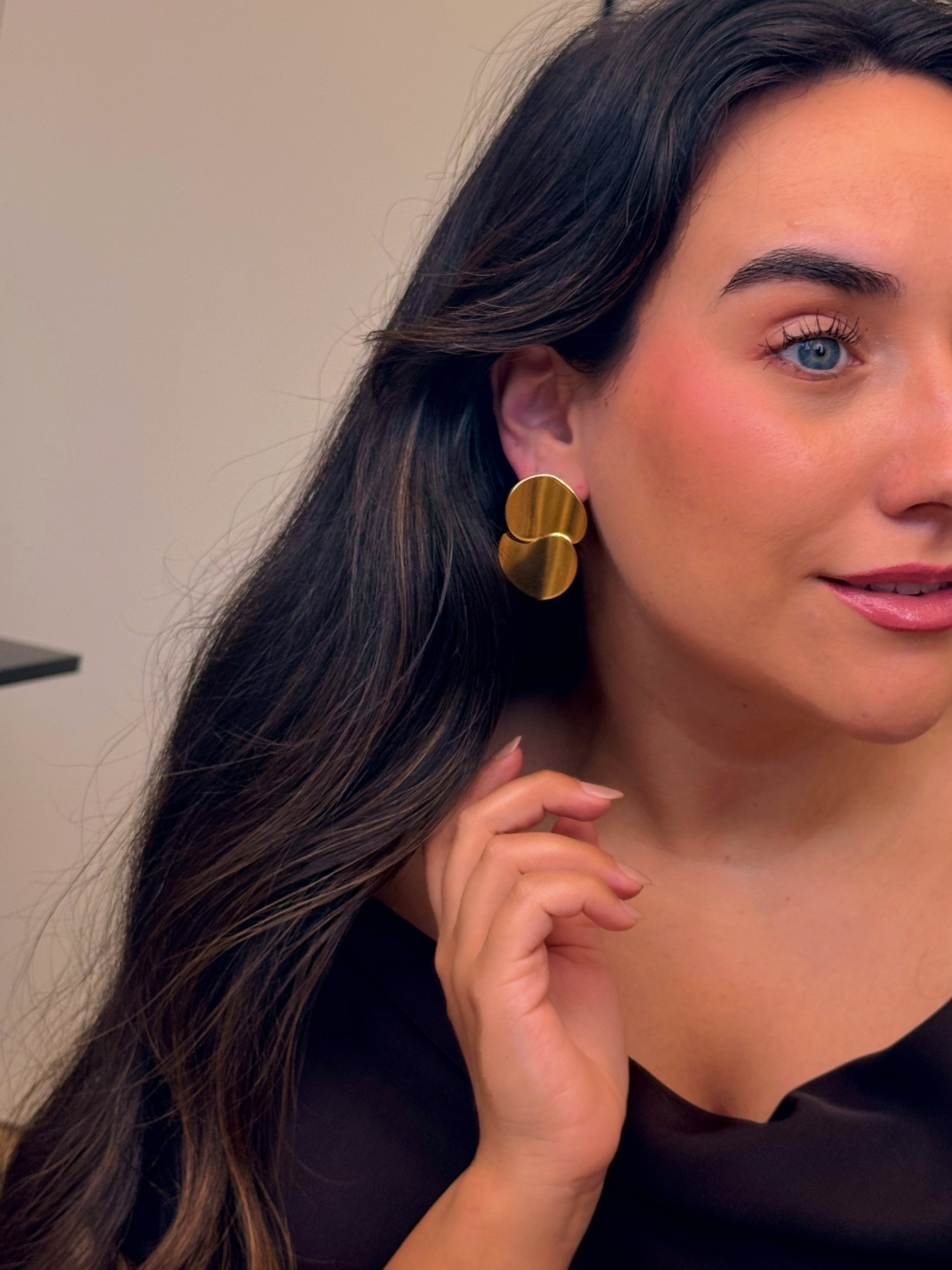 Brincos elegantes irregulares lisos | Dourado