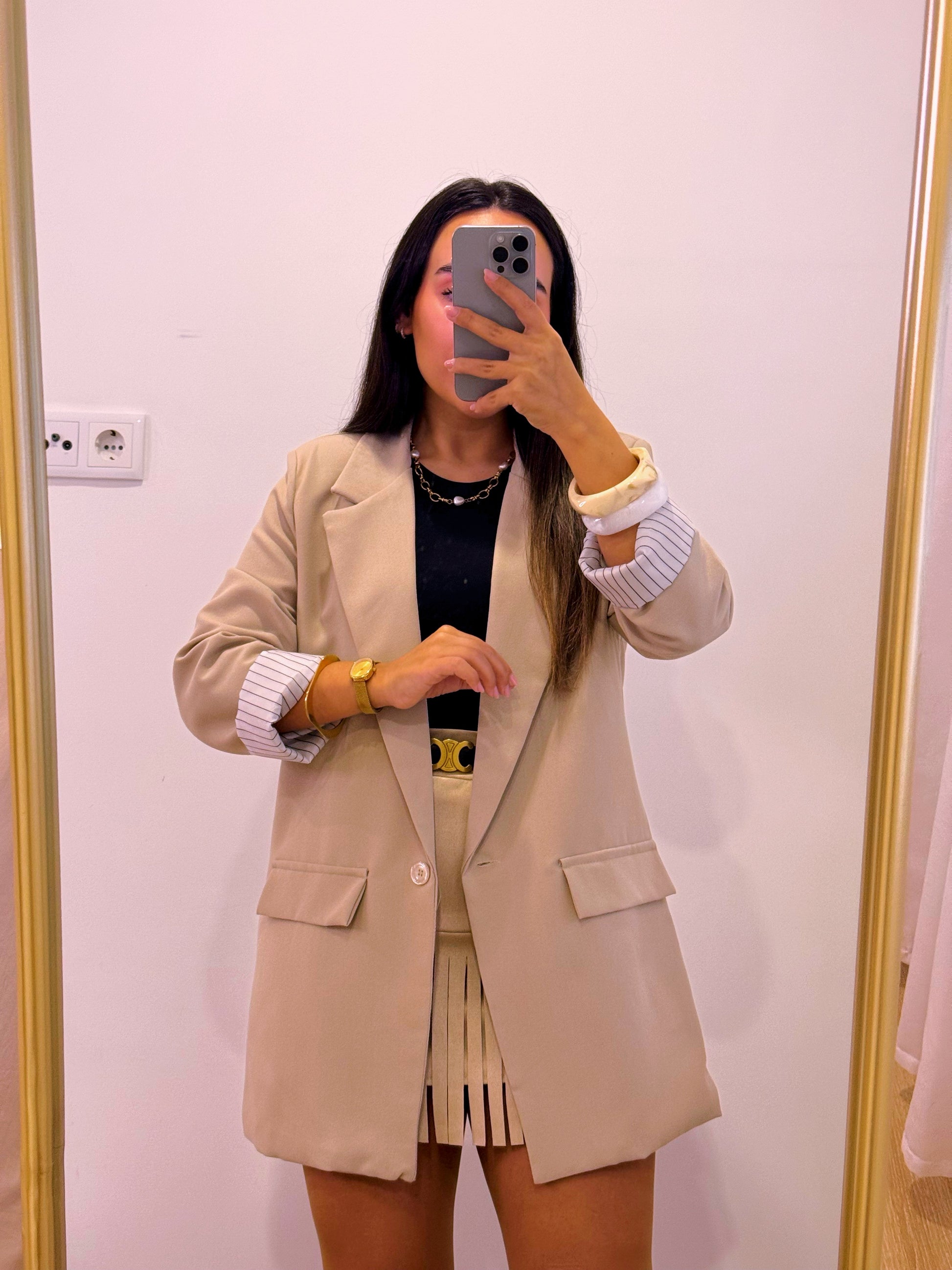 Blazer liso de corte reto com forro de risca diplomática | Bege