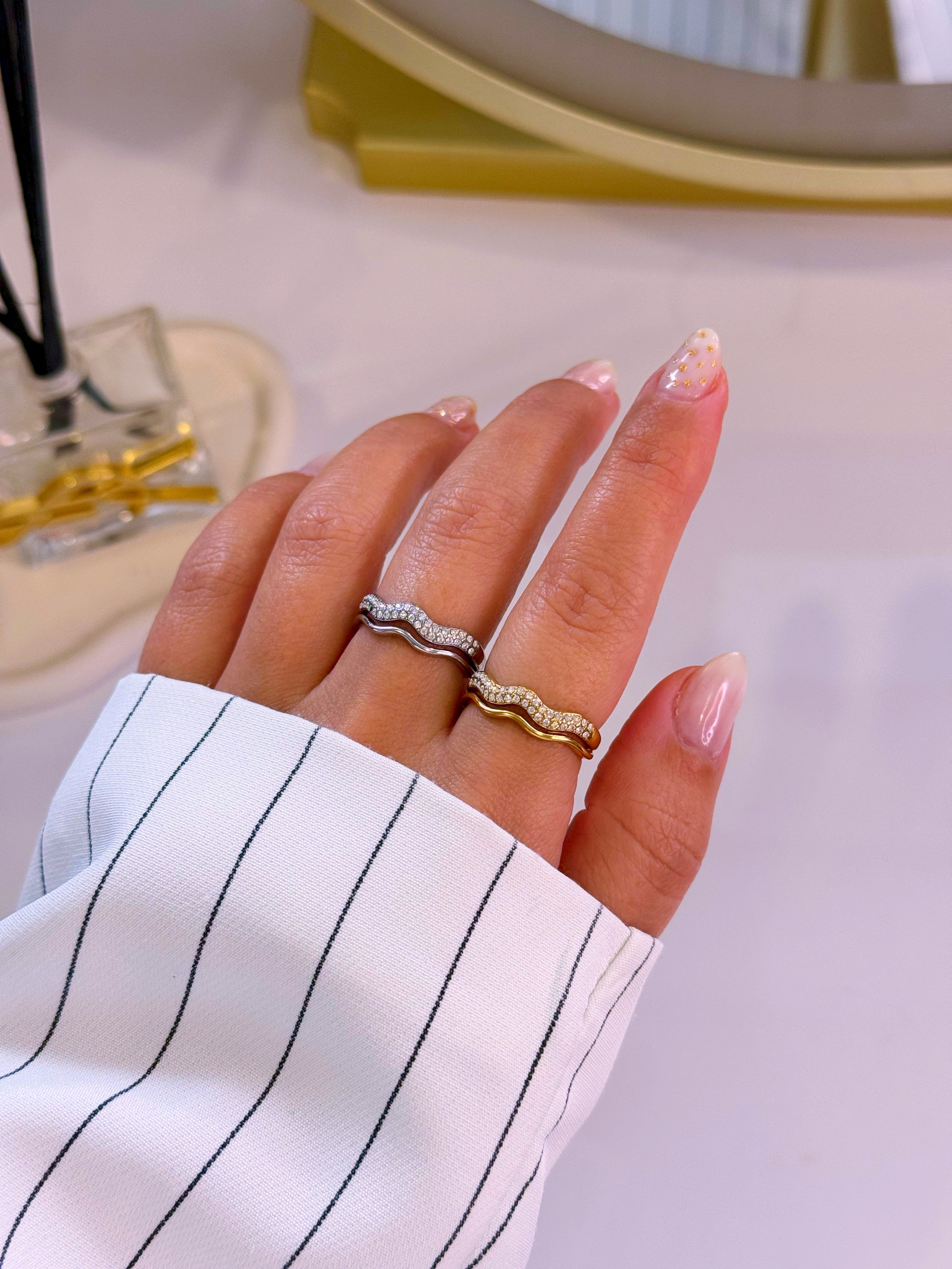 Anel ajustável duplo ondulado com brilhantes | 2 Cores