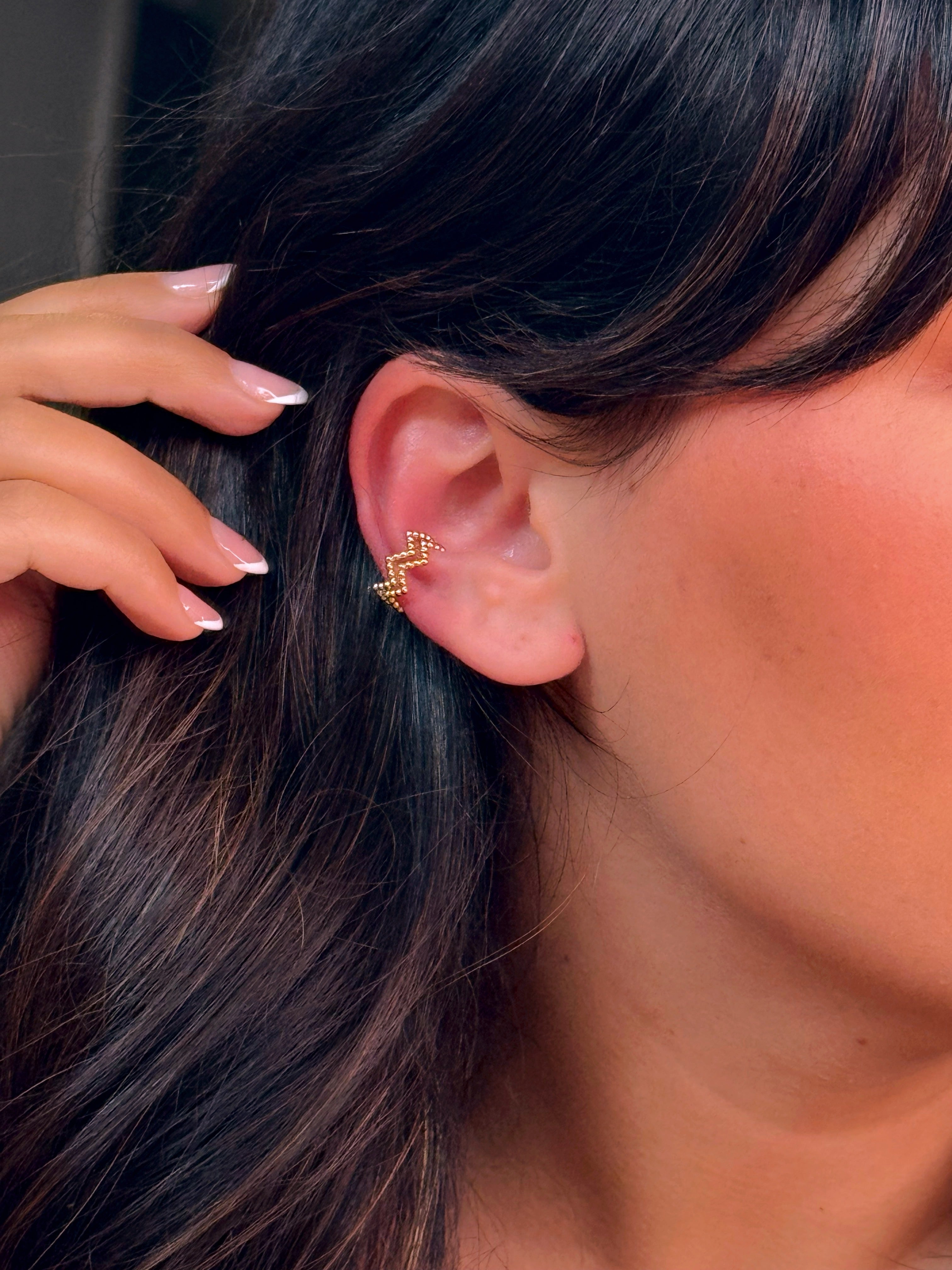 Earcuff ajustável • efeito duplo em zig-zag | Dourado