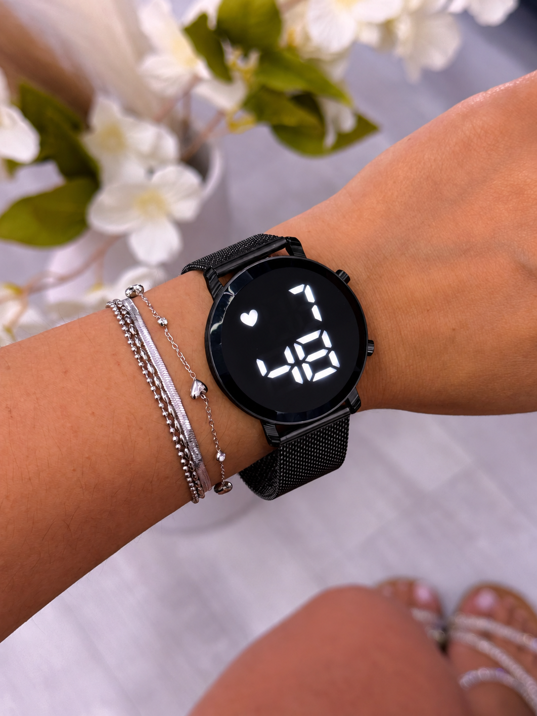 Relógio digital bracelete simples | Preto