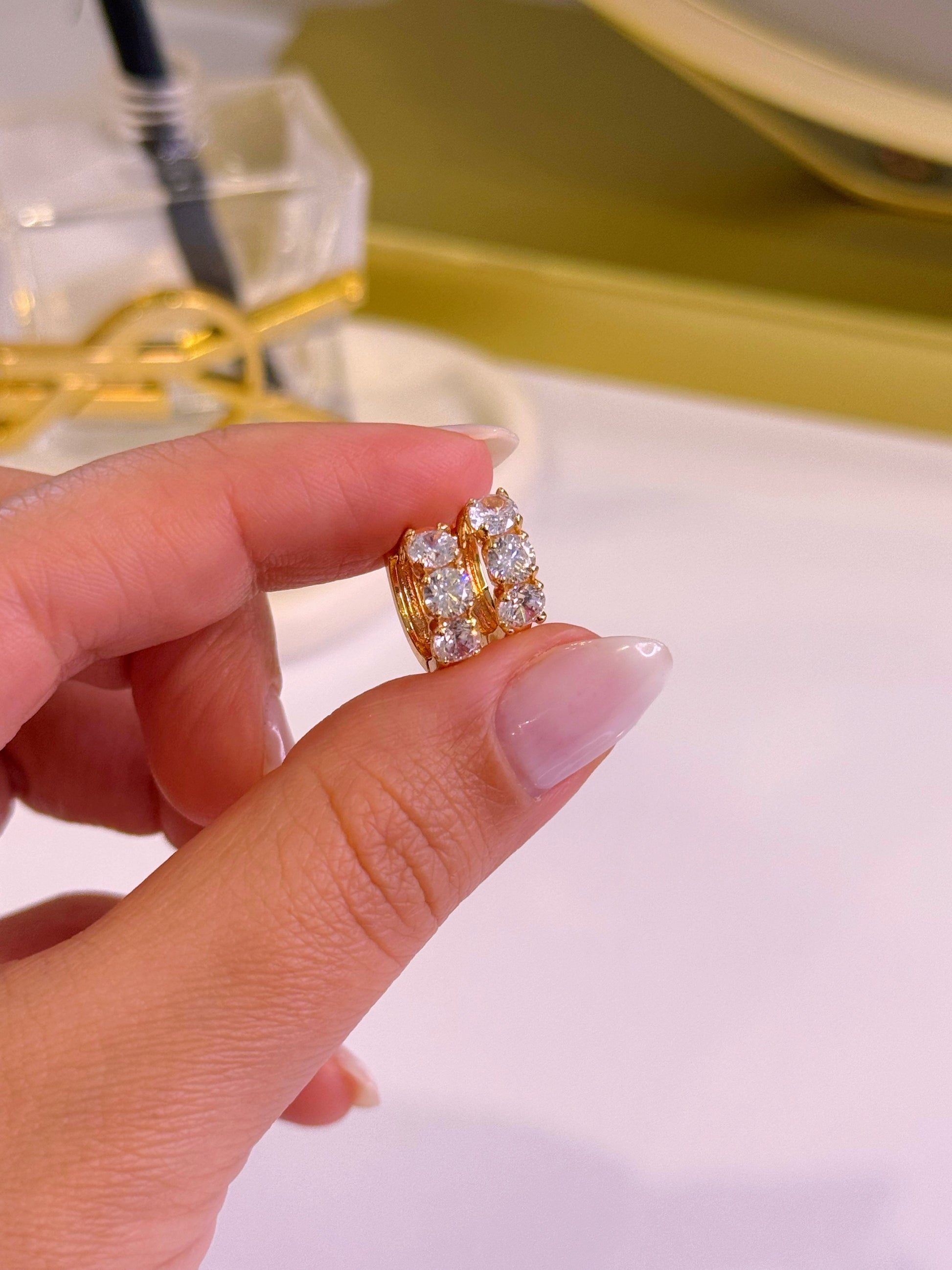 Argolinhas com 3 brilhantes | Rose Gold