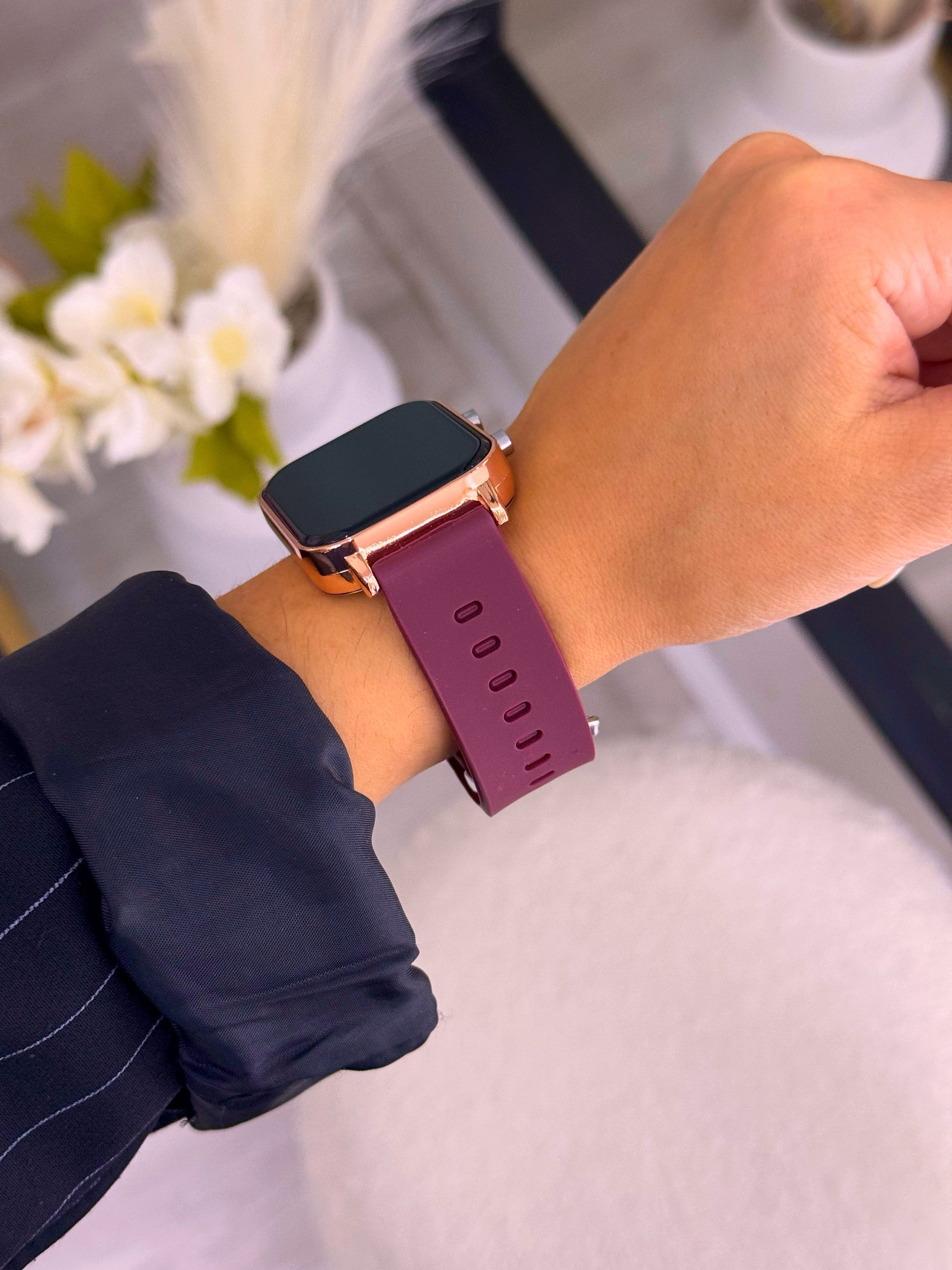 Relógio digital retangular com bracelete silicone | Bordô