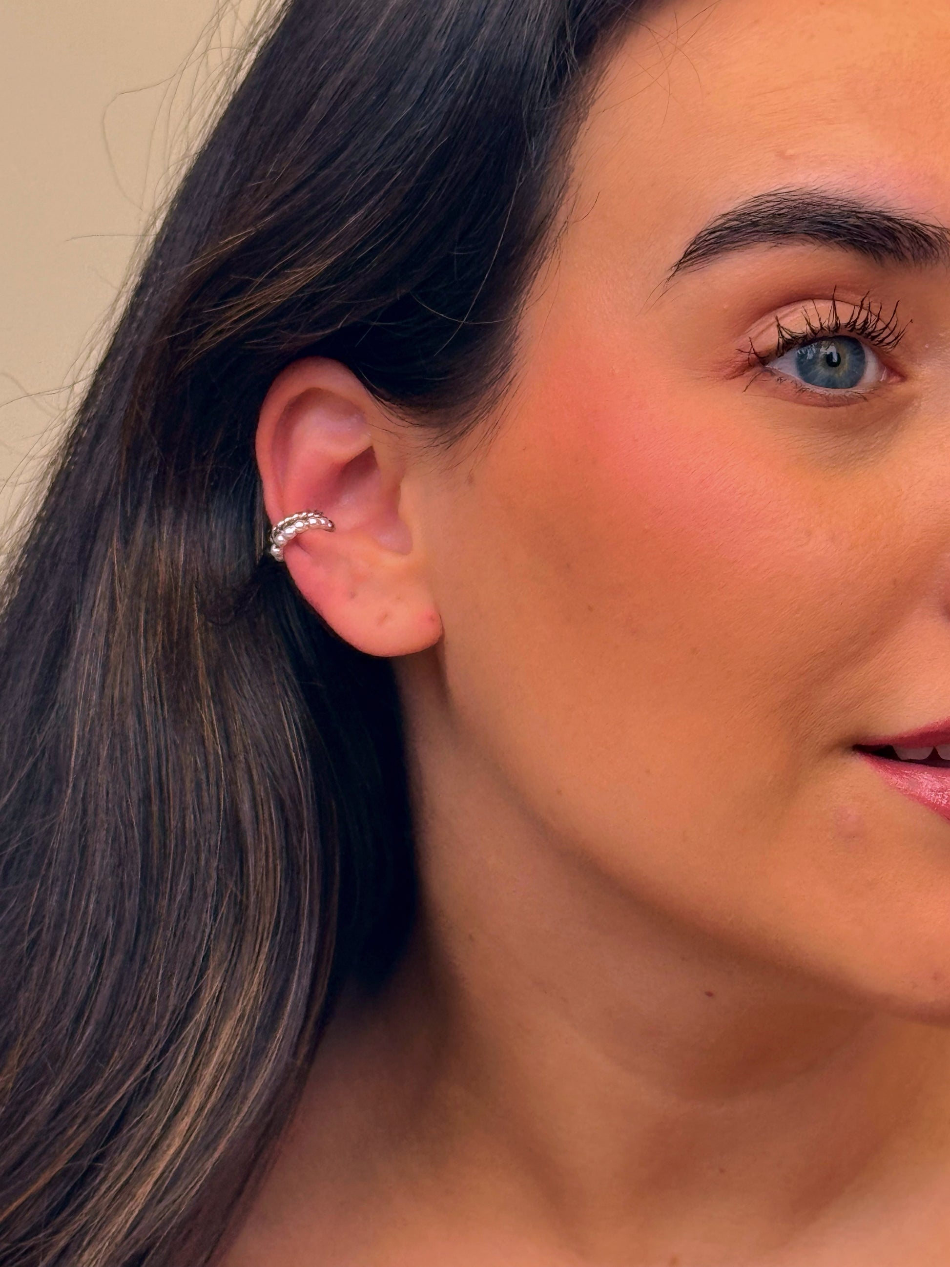 Earcuff ajustável • efeito duplo, torcido e pérolas | 2 Cores