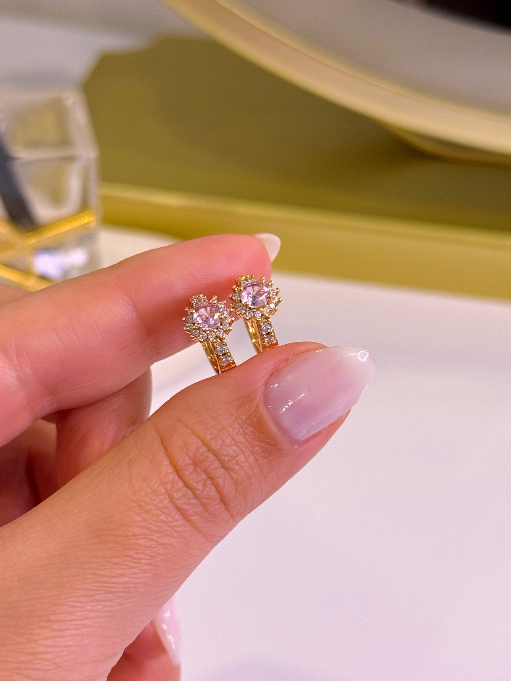 Argolinhas estrelinha rosa em brilhantes | Rose Gold