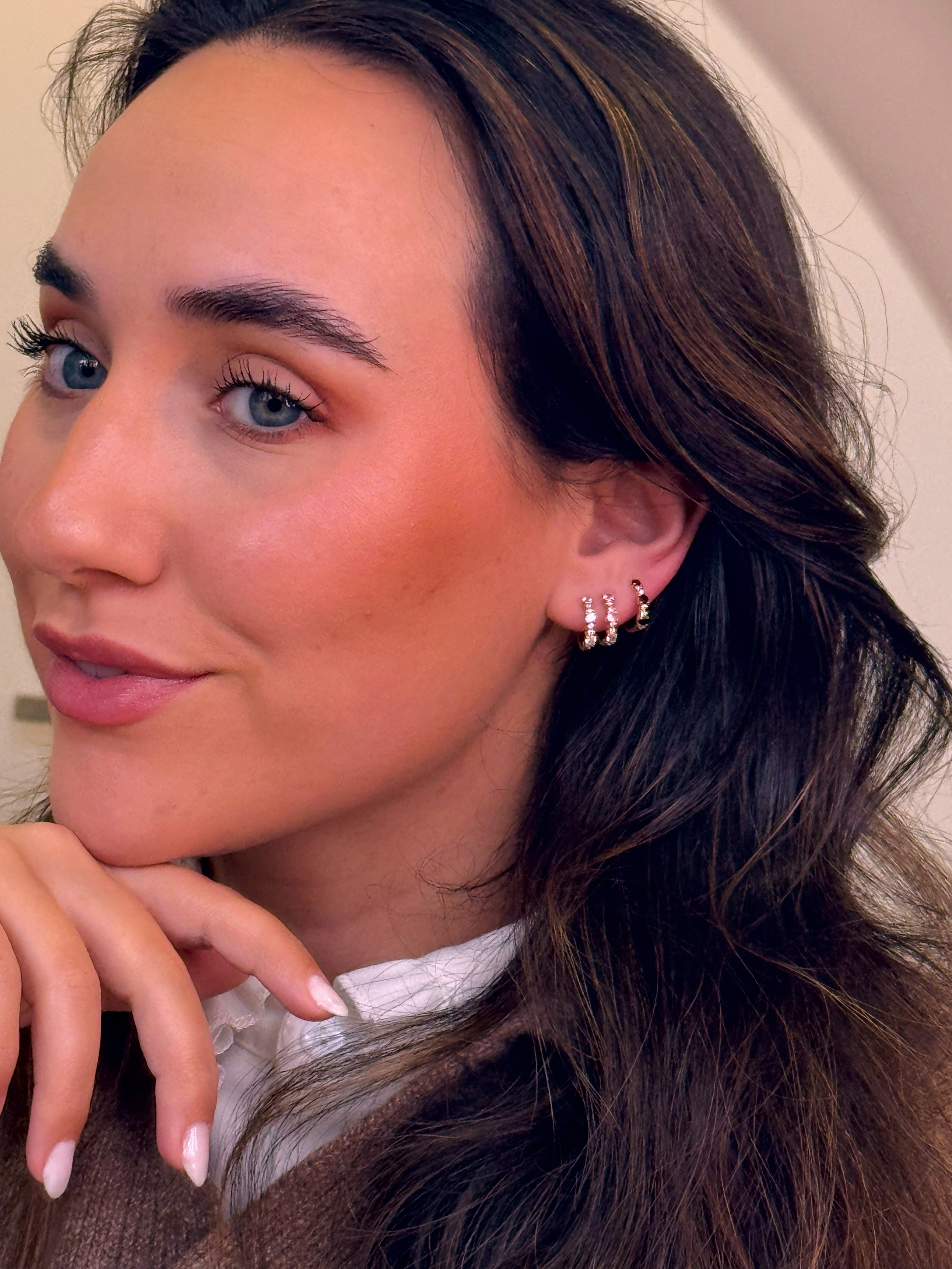 Argolinhas fila de brilhantes • Rose Gold | 3 cores