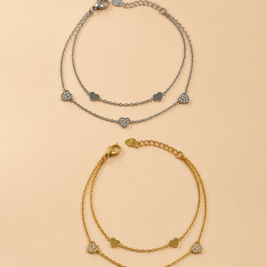 Pulseira efeito duplo com corações lisos e de brilhantes | 2 cores