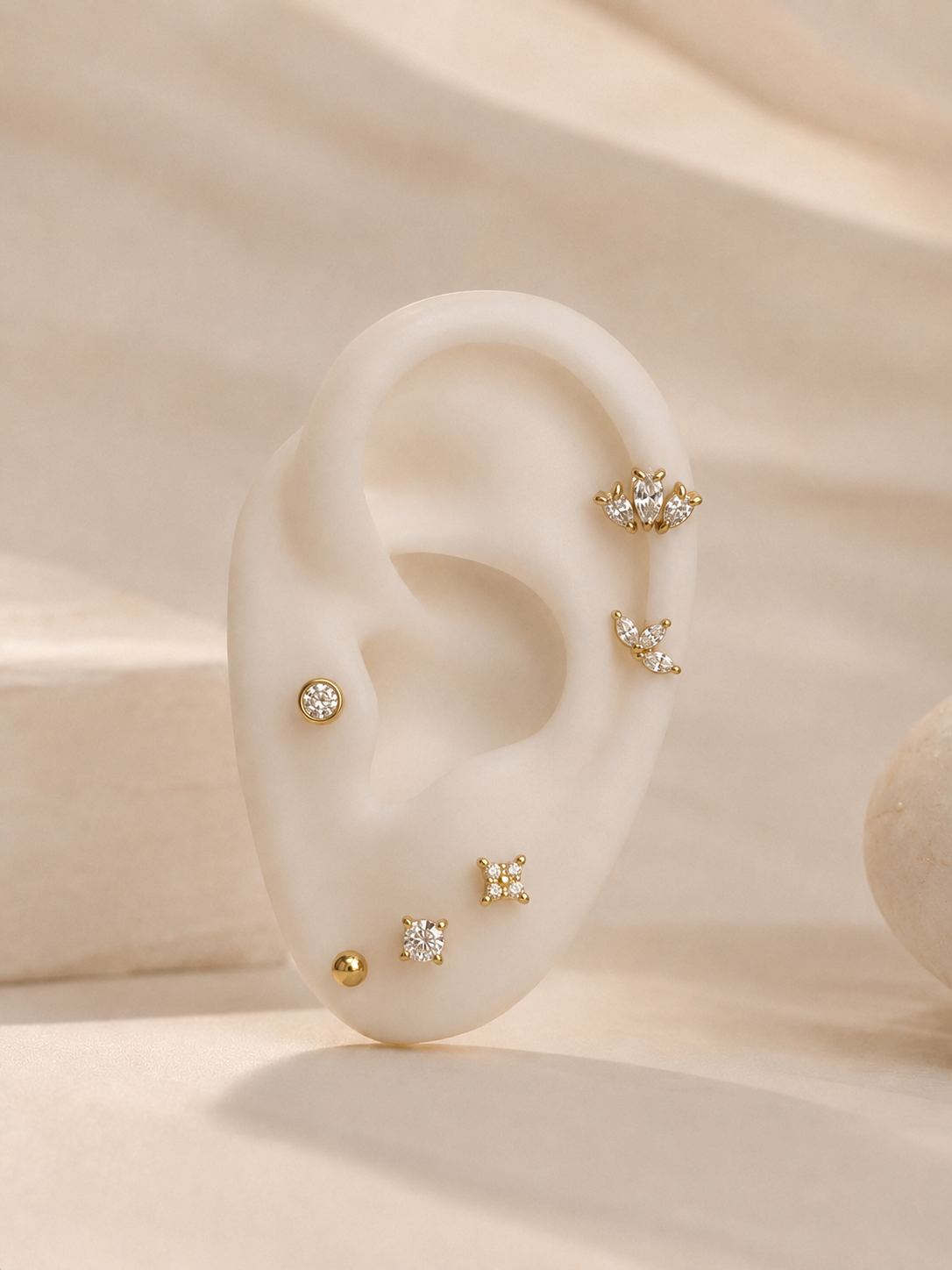 Conjunto de 6 piercings ~ preenchidos com brilhantes | Dourado • aço inoxidável