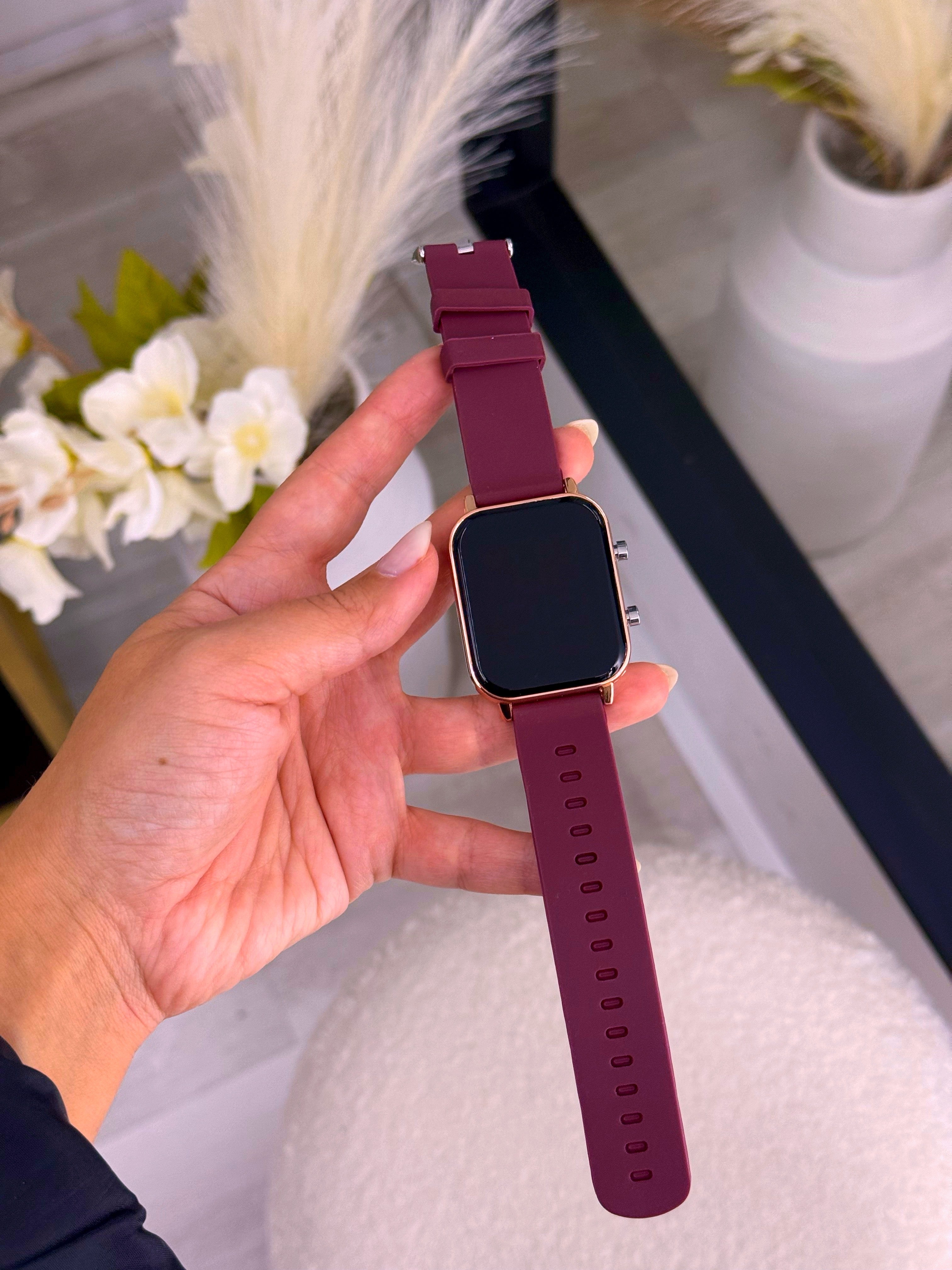 Relógio digital retangular com bracelete silicone | Bordô