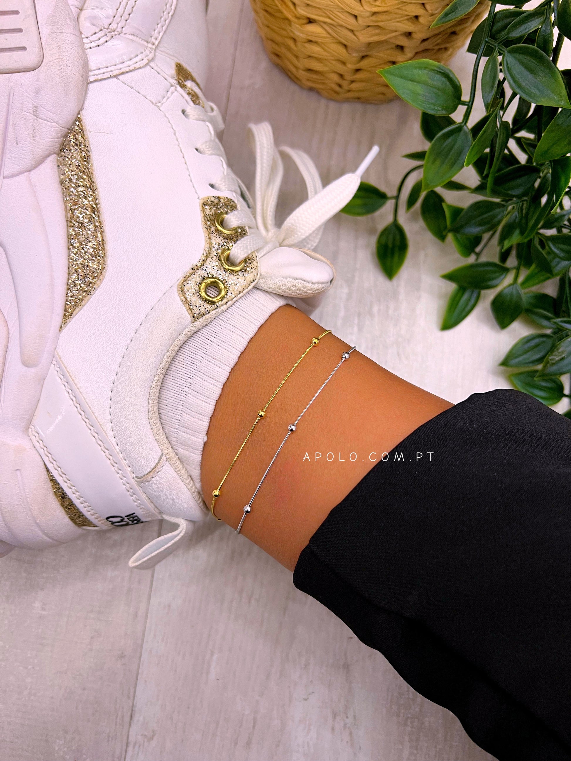 Pulseira de pé malha redonda fininha e bolinhas | 2 cores