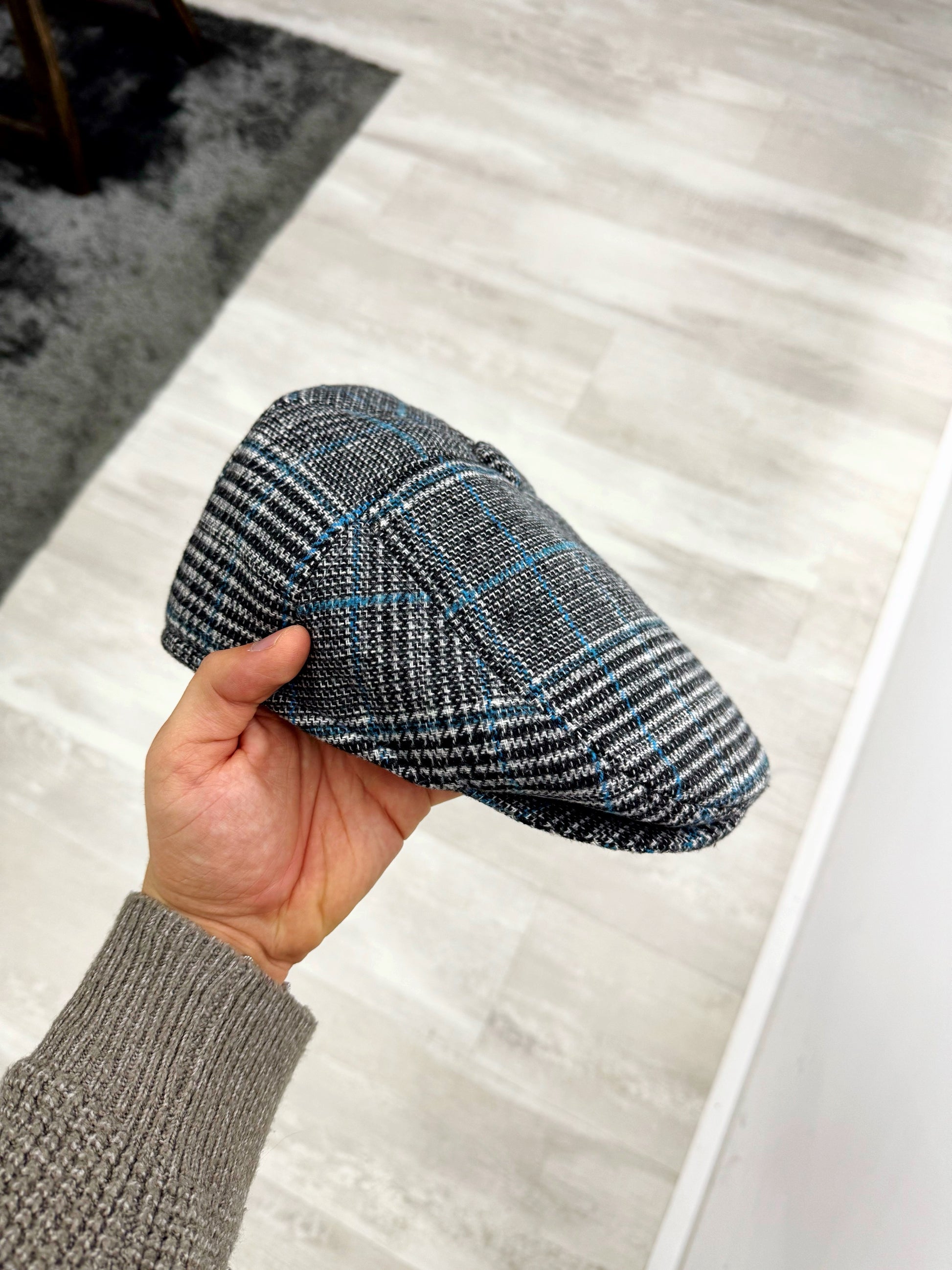 Boina cardada com dupla pala | 4 Cores