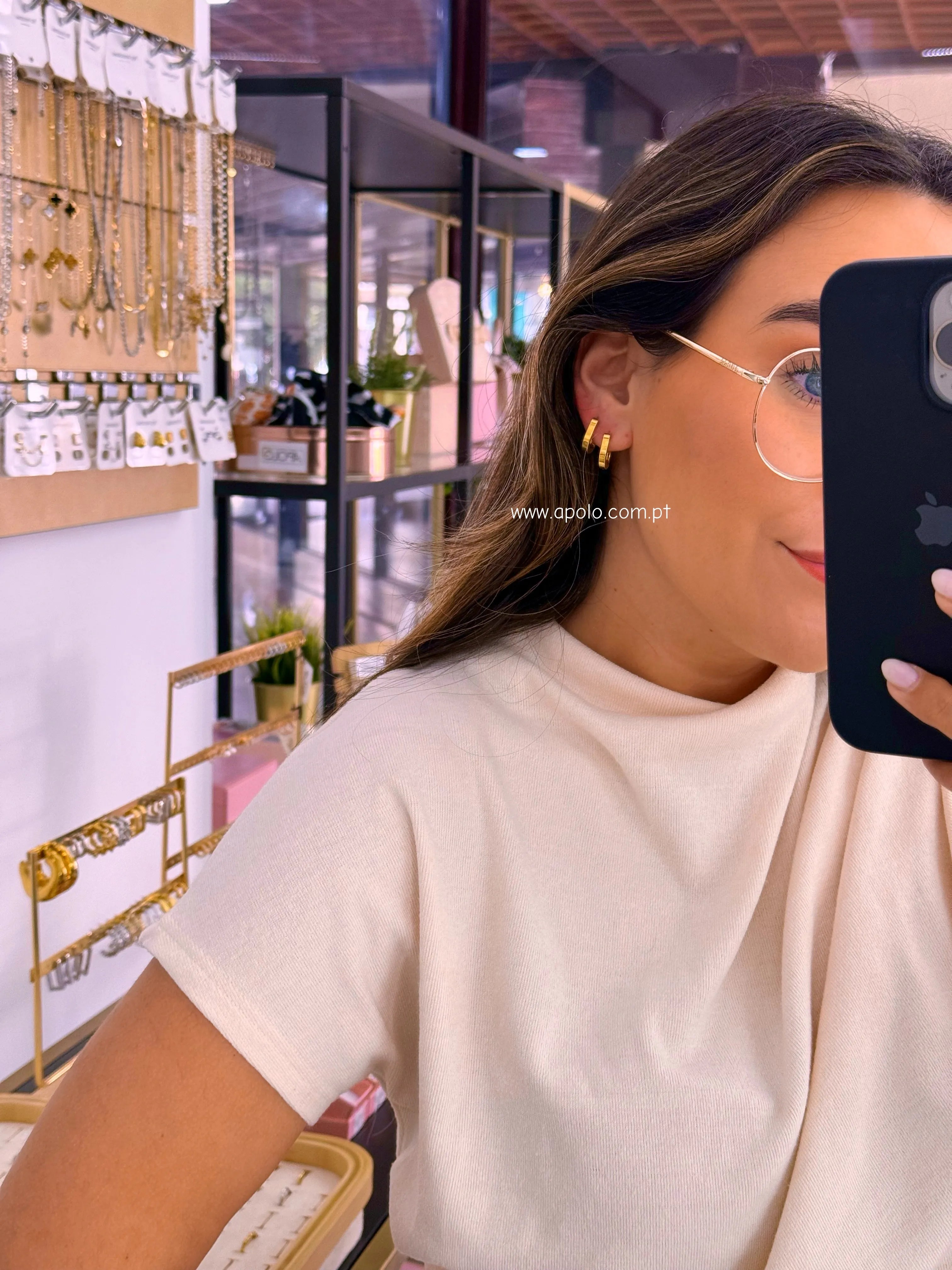 Argolinhas ovais lisas em aço | 2 Cores