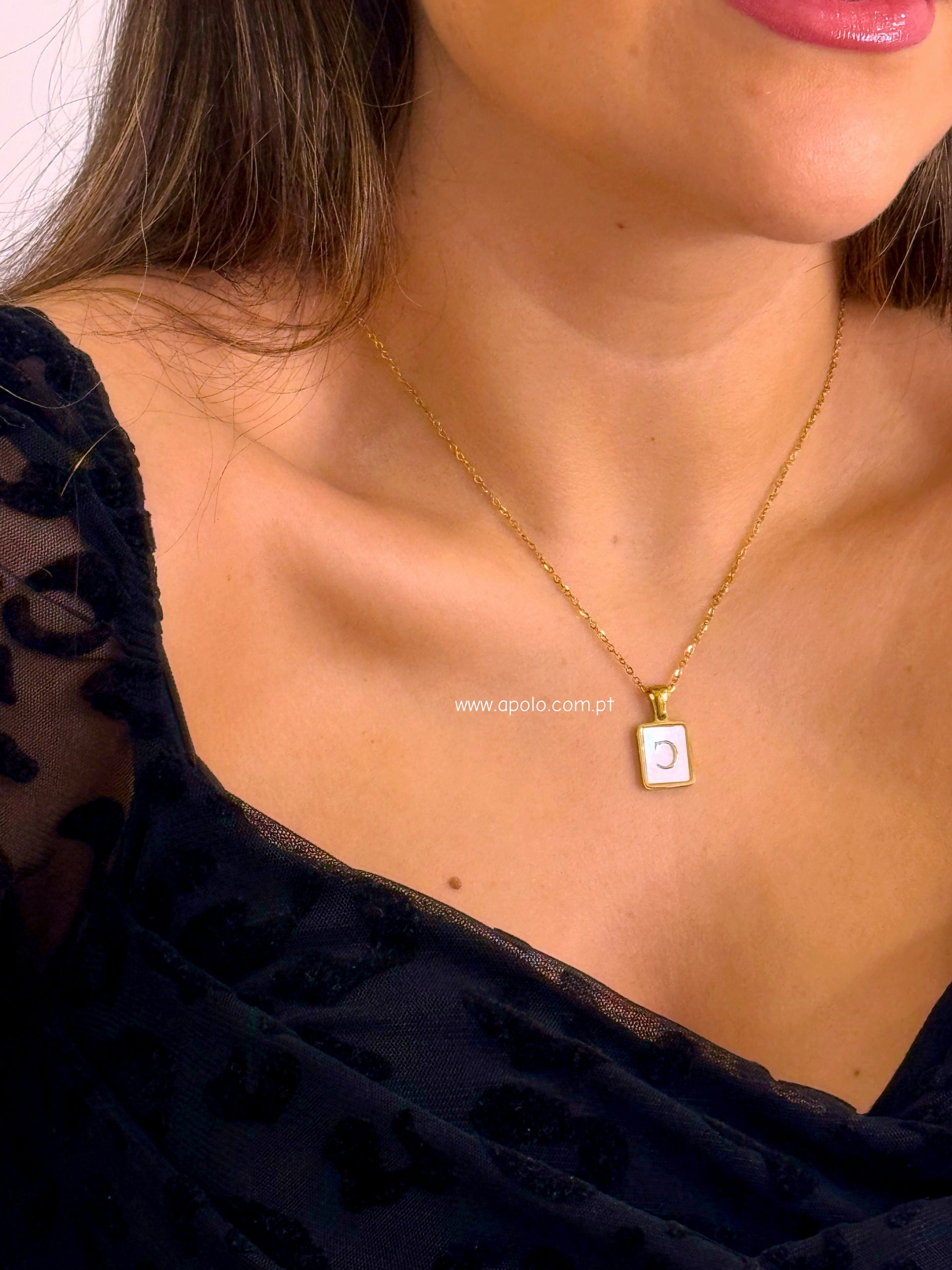 Colar com Inicial | 19 letras
