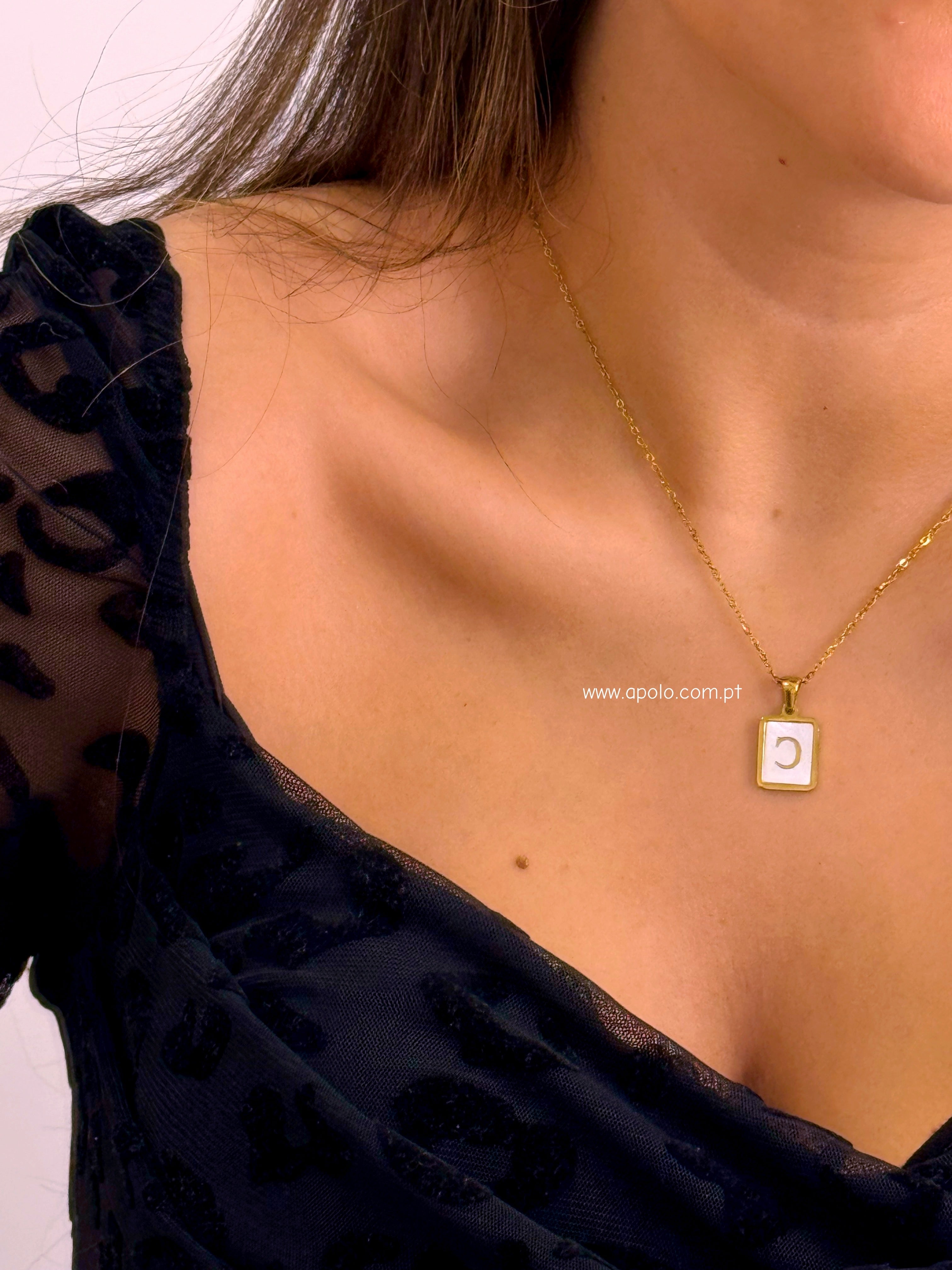 Colar com Inicial | 19 letras